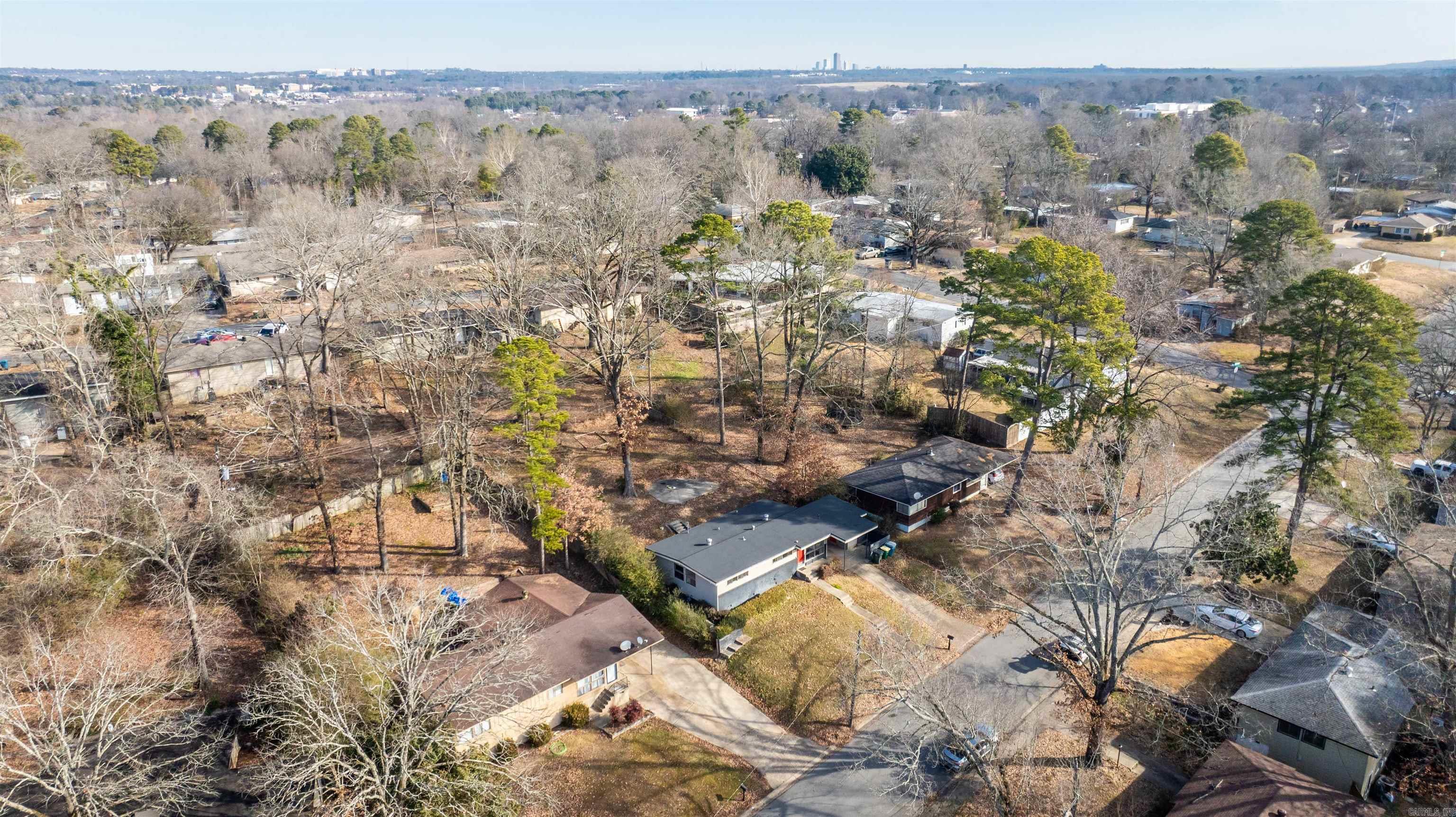 64 S Meadowcliff  Little Rock, AR