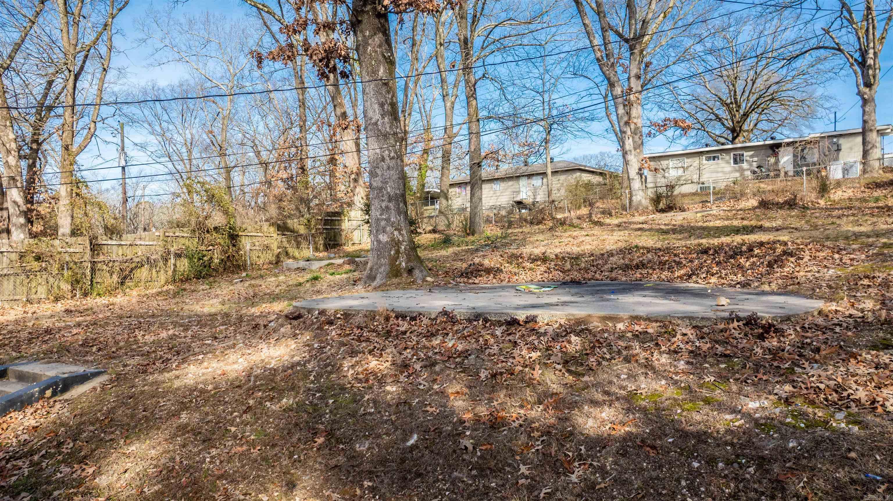 64 S Meadowcliff  Little Rock, AR