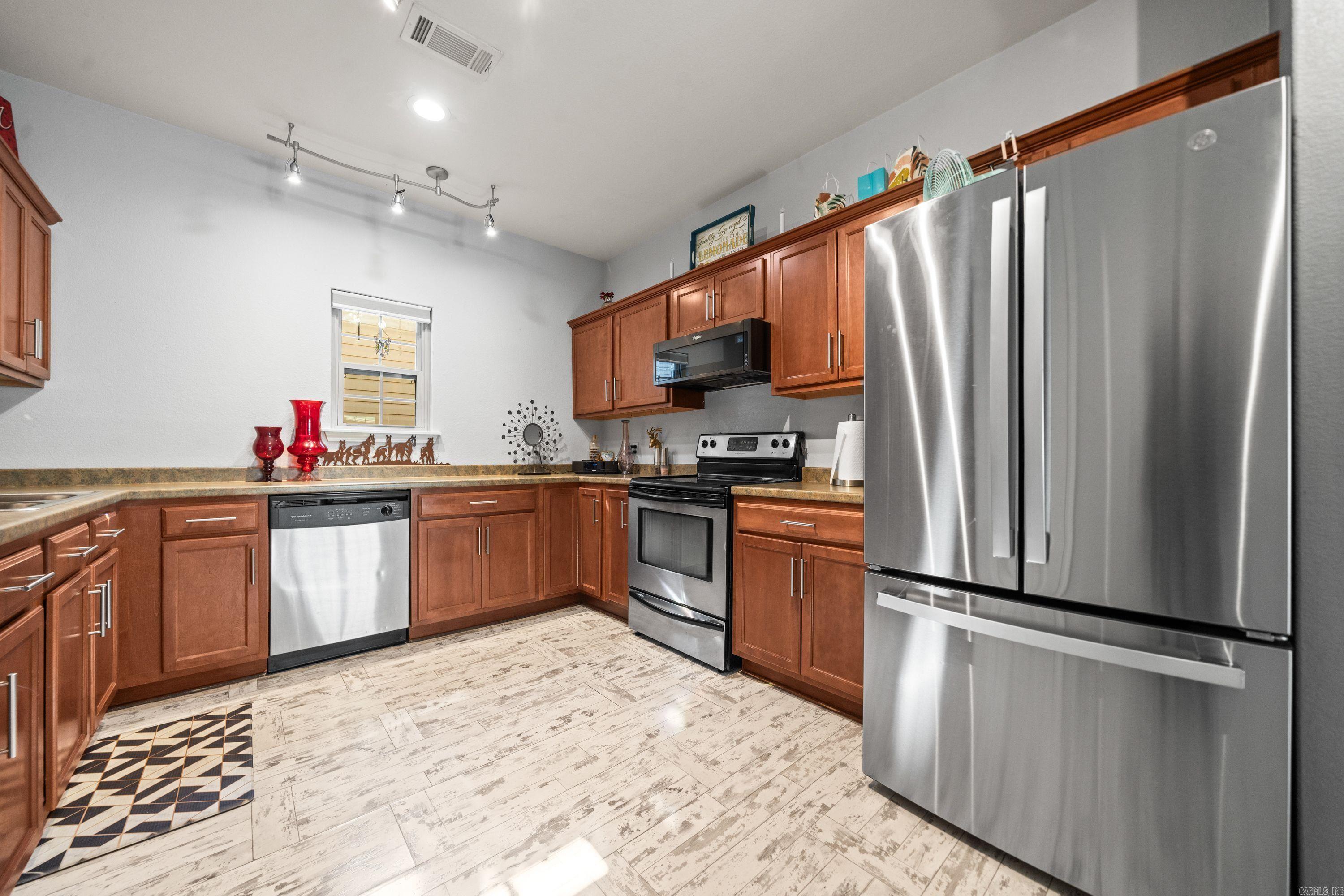 109  Lily  Hot Springs, AR