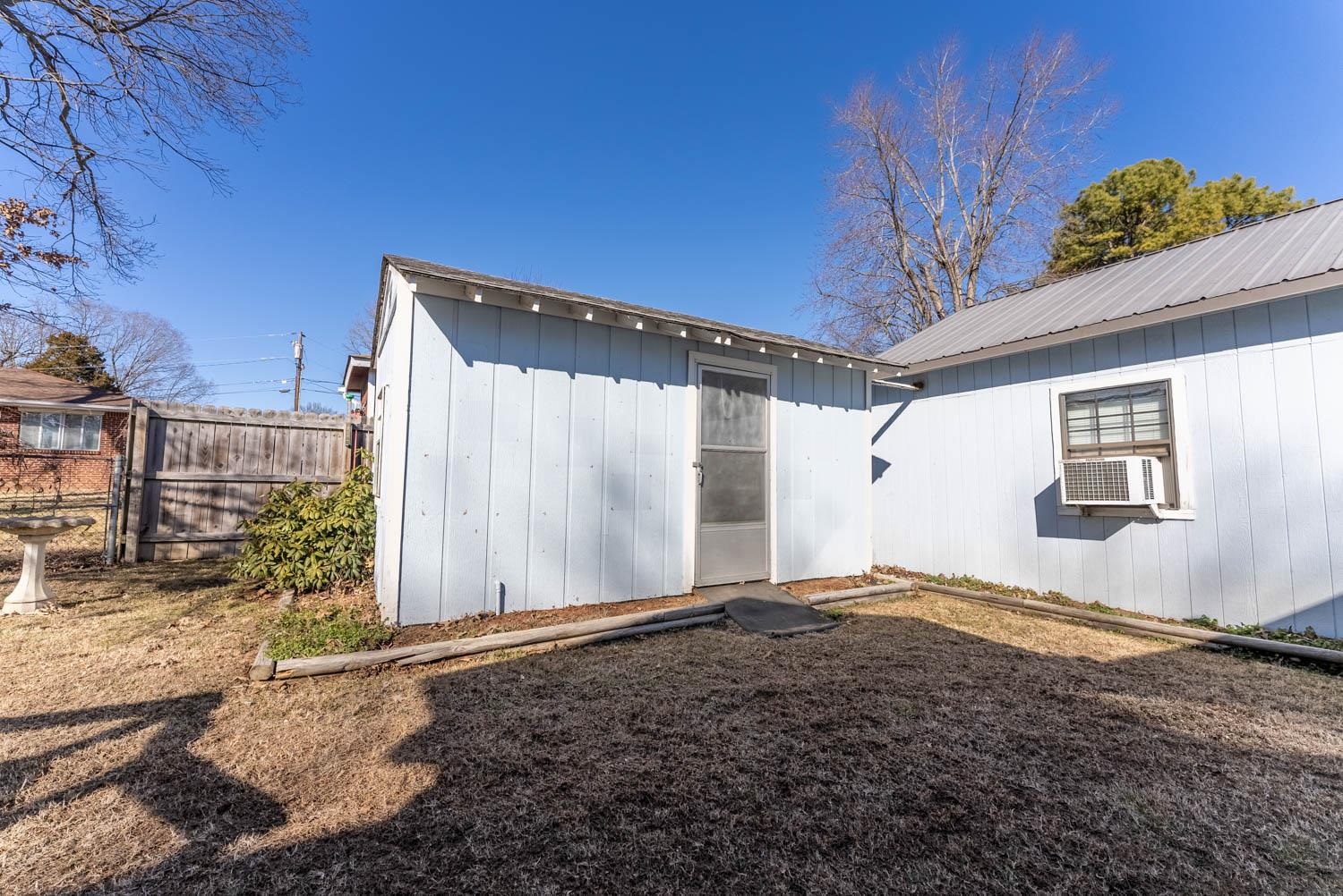 1001  Heatherdown Trail  Mountain Home, AR