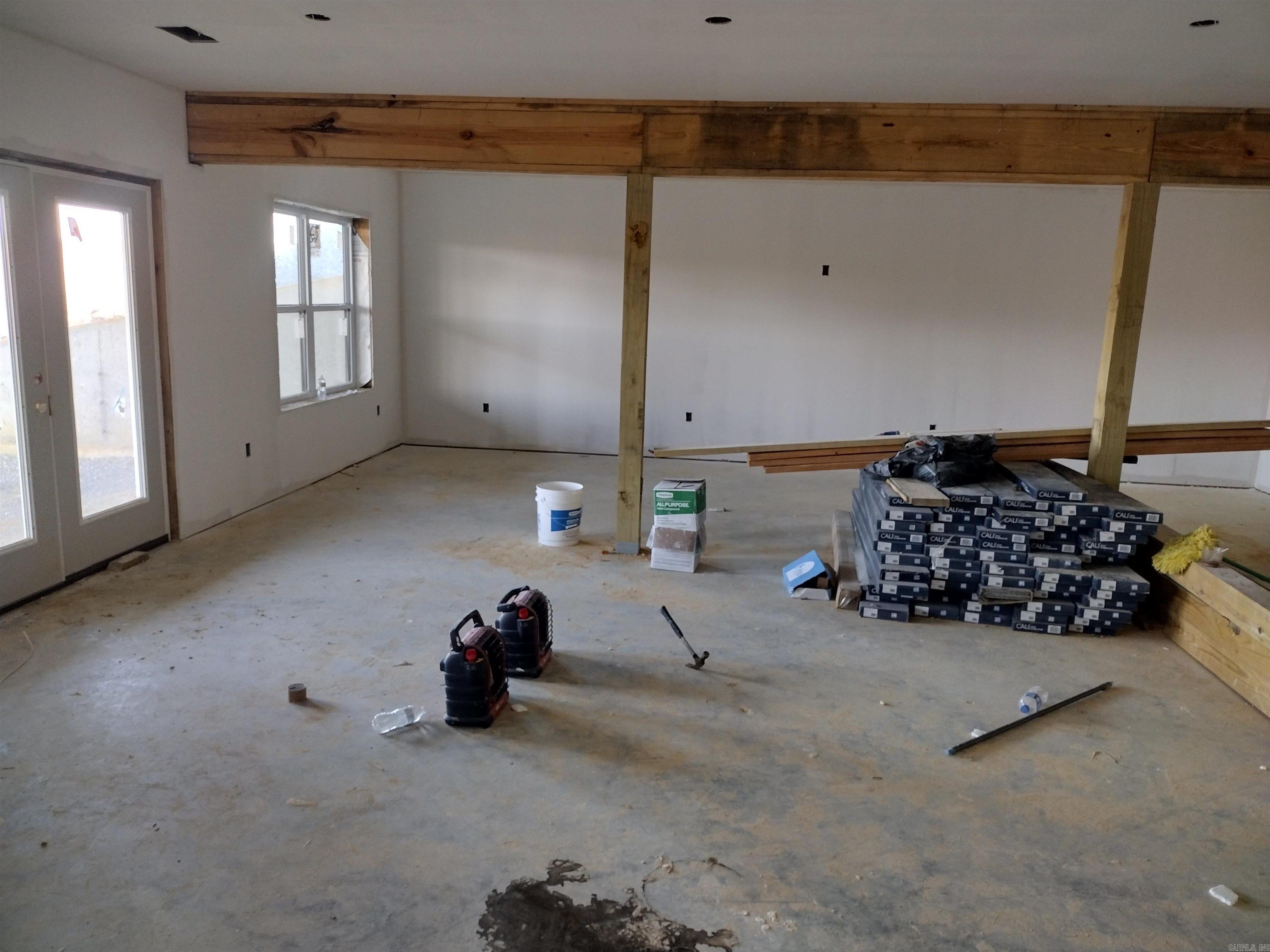 408  Monahan RD  Mountain View, AR