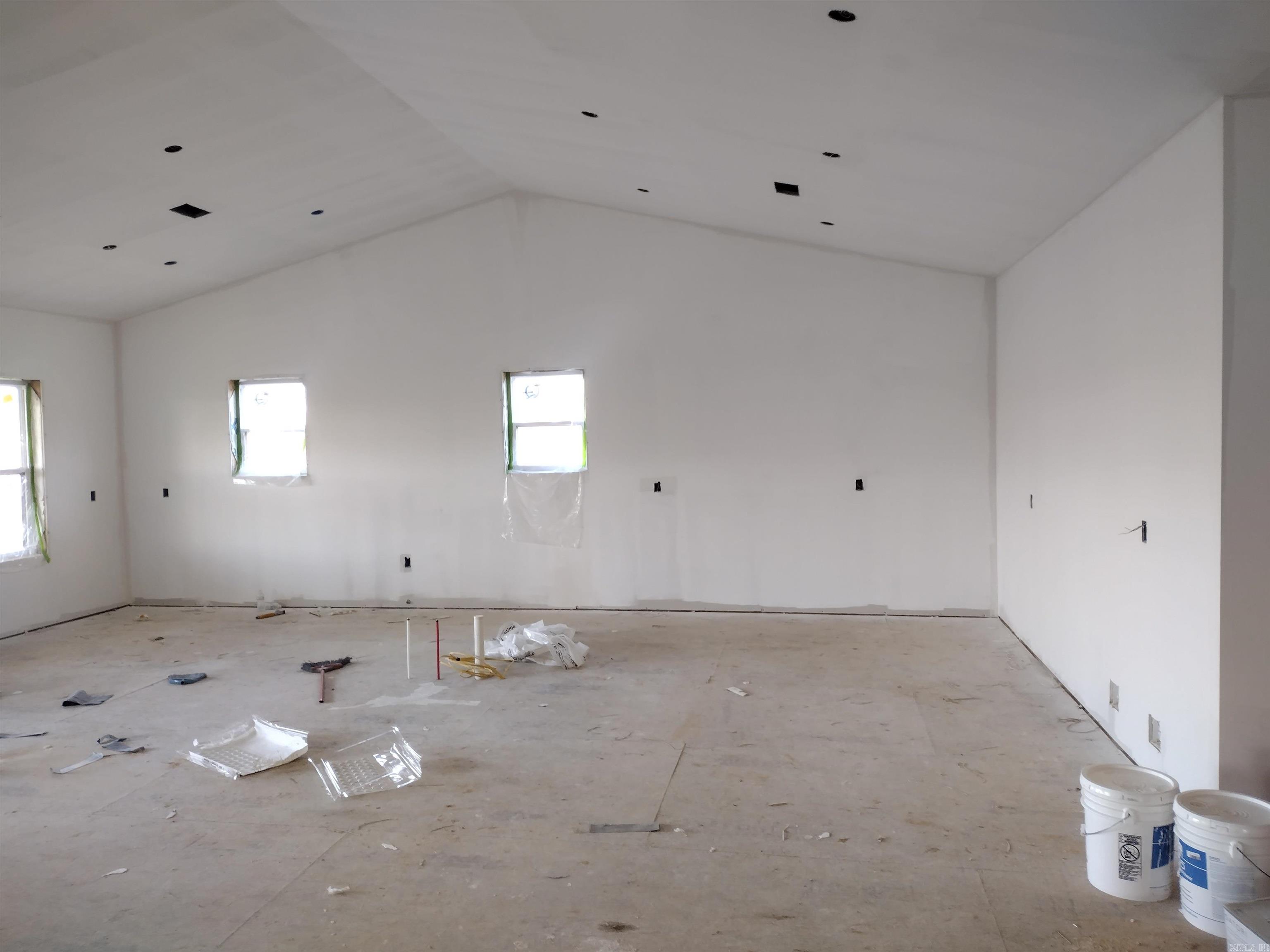 408  Monahan RD  Mountain View, AR