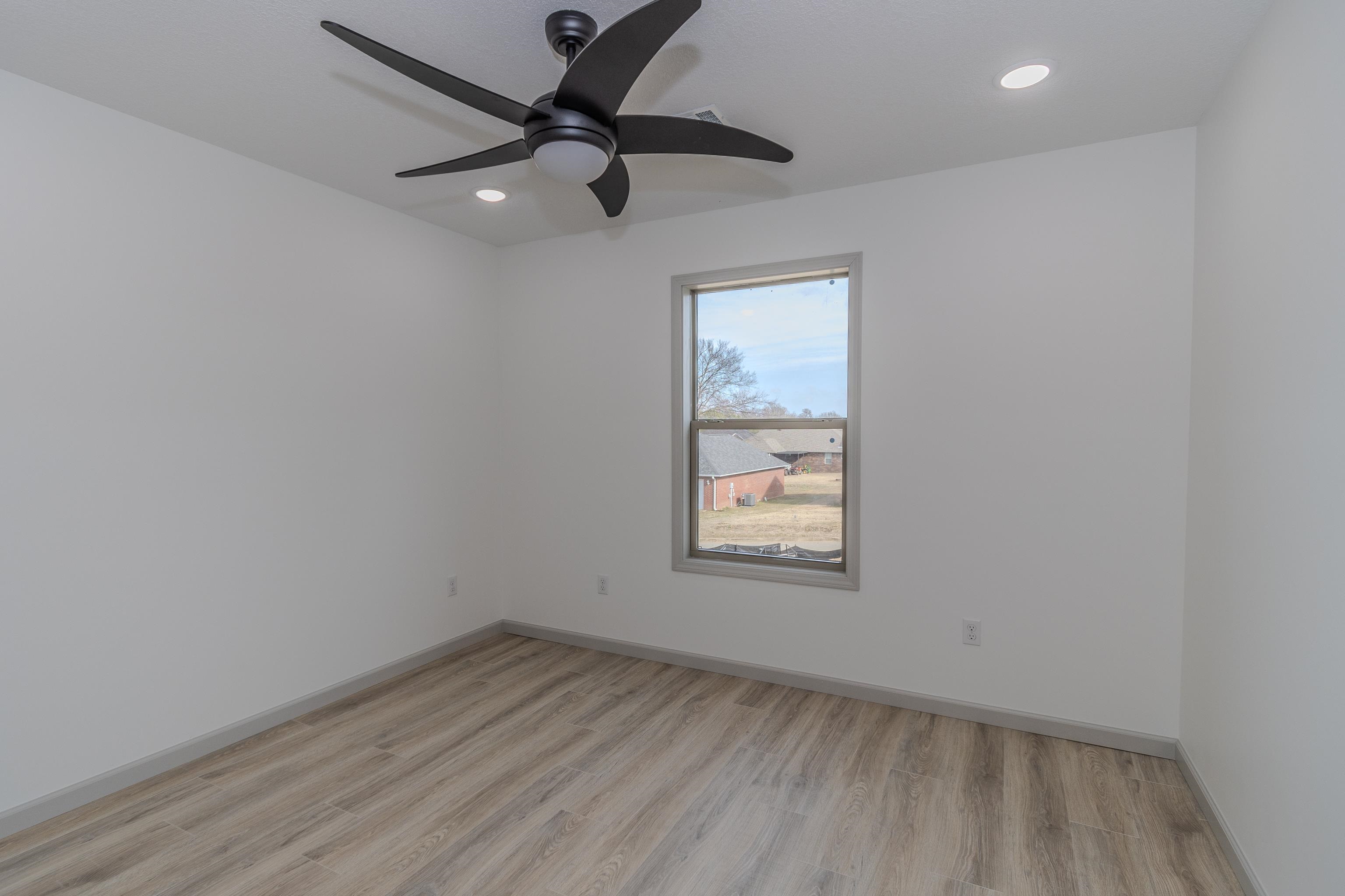 2106 N 9 ST  Paragould, AR