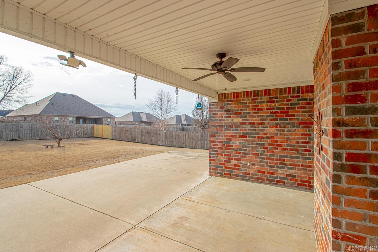 2913 Coldwater Dr  Benton, AR