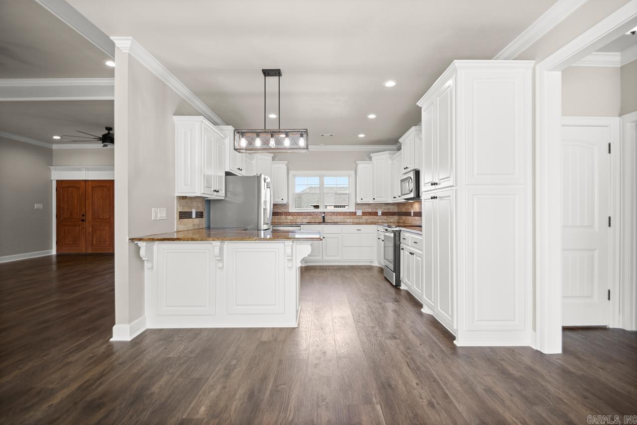 2913 Coldwater Dr  Benton, AR