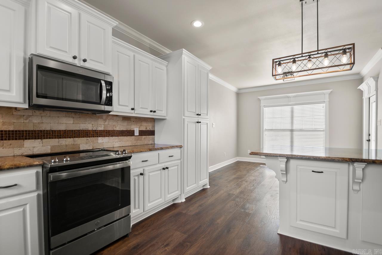 2913 Coldwater Dr  Benton, AR