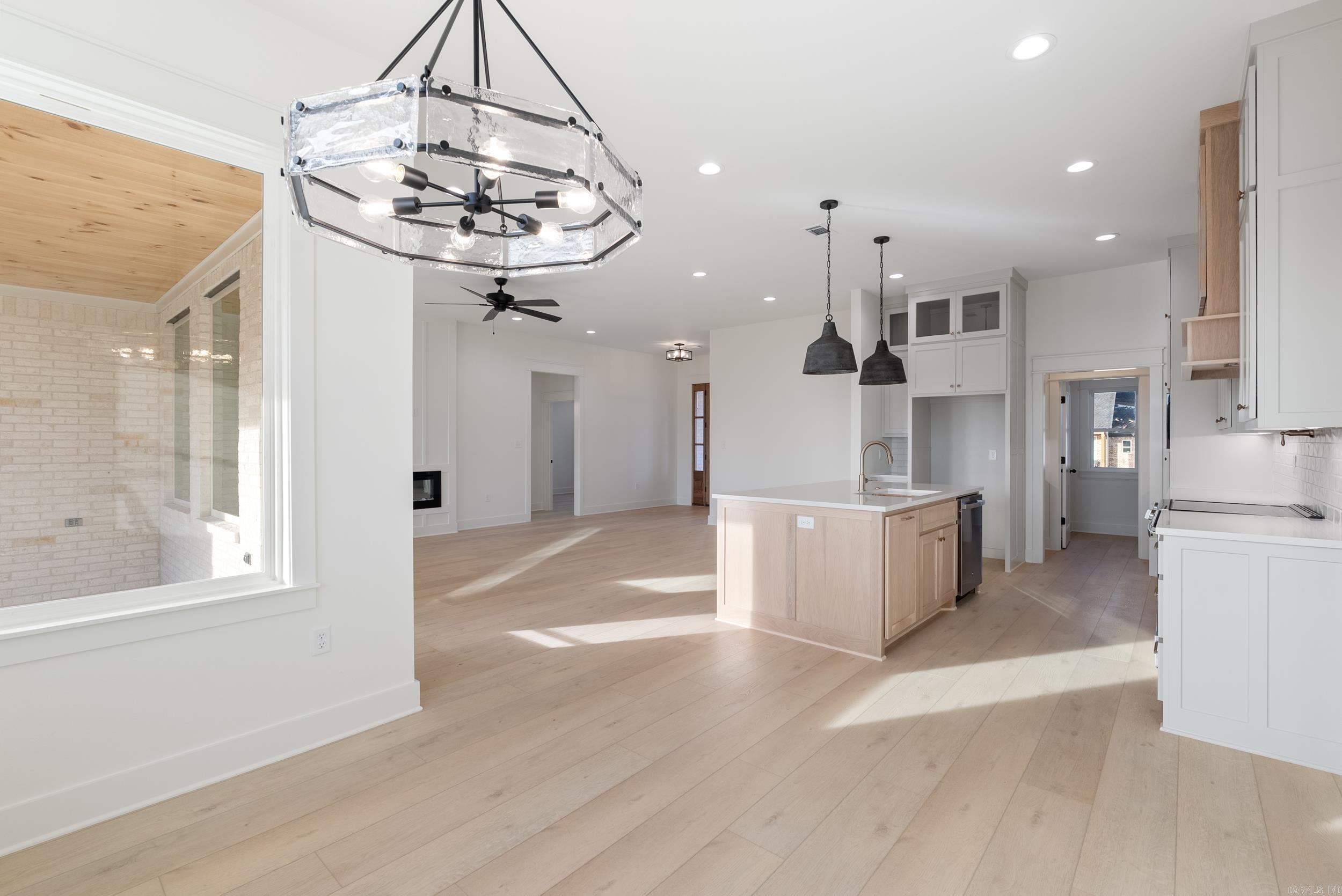 20  Avrey Lane  Greenbrier, AR