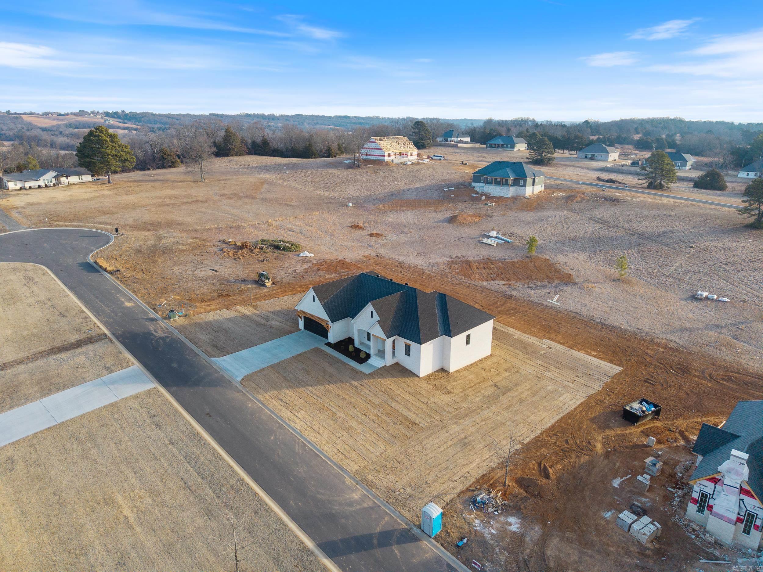 20  Avrey Lane  Greenbrier, AR