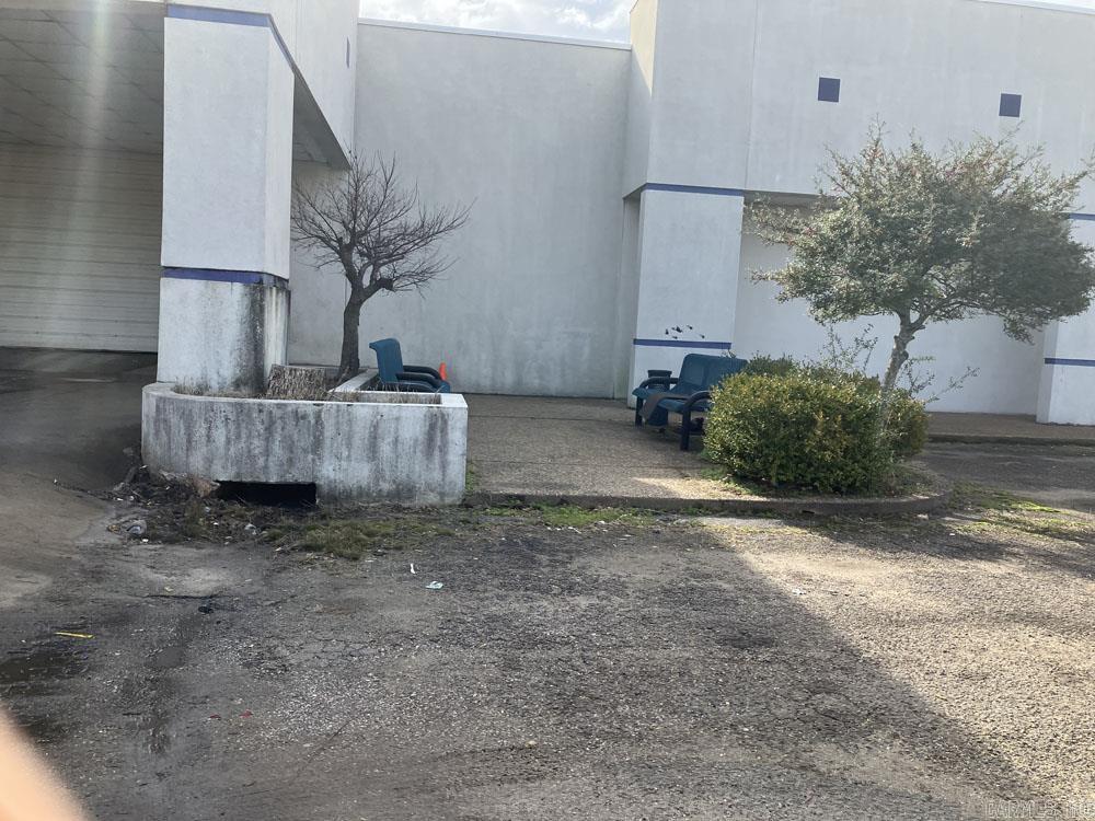 2500 E Harding  Pine Bluff, AR