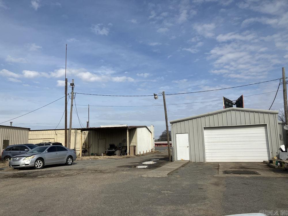 2500 E Harding  Pine Bluff, AR