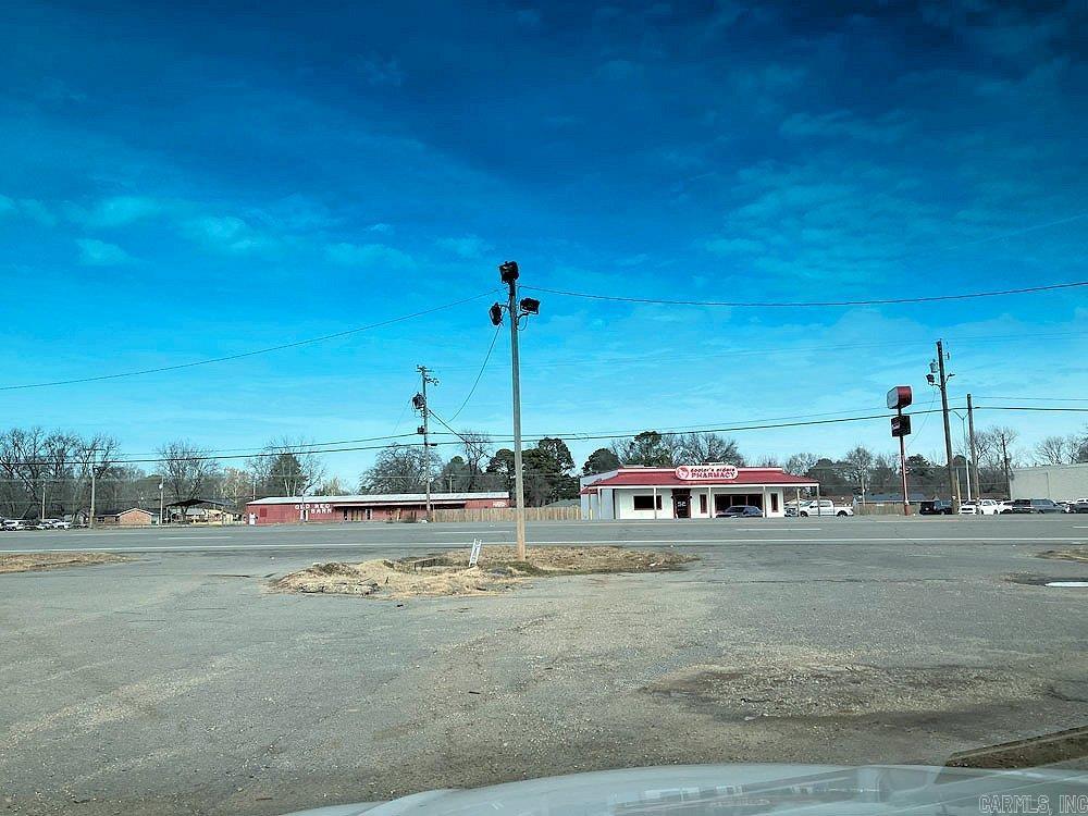2500 E Harding  Pine Bluff, AR