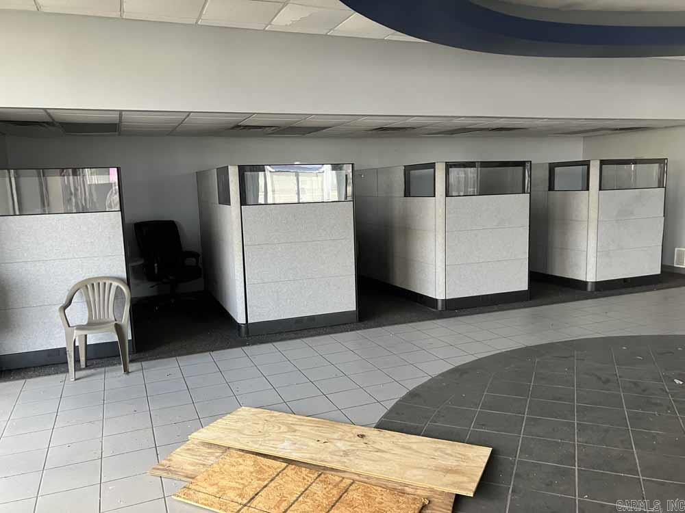 2500 E Harding  Pine Bluff, AR
