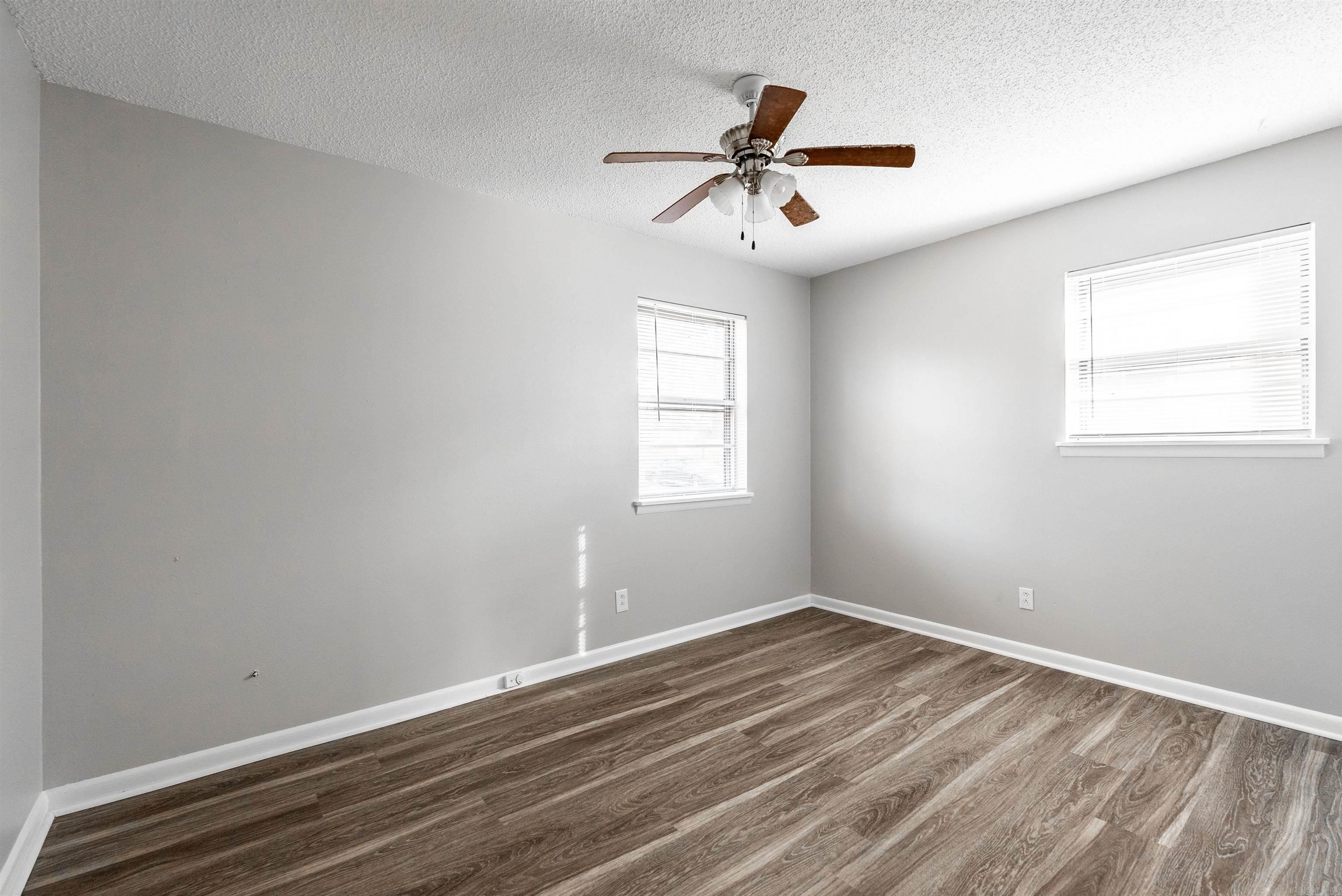 8208  Moonbeam  Little Rock, AR