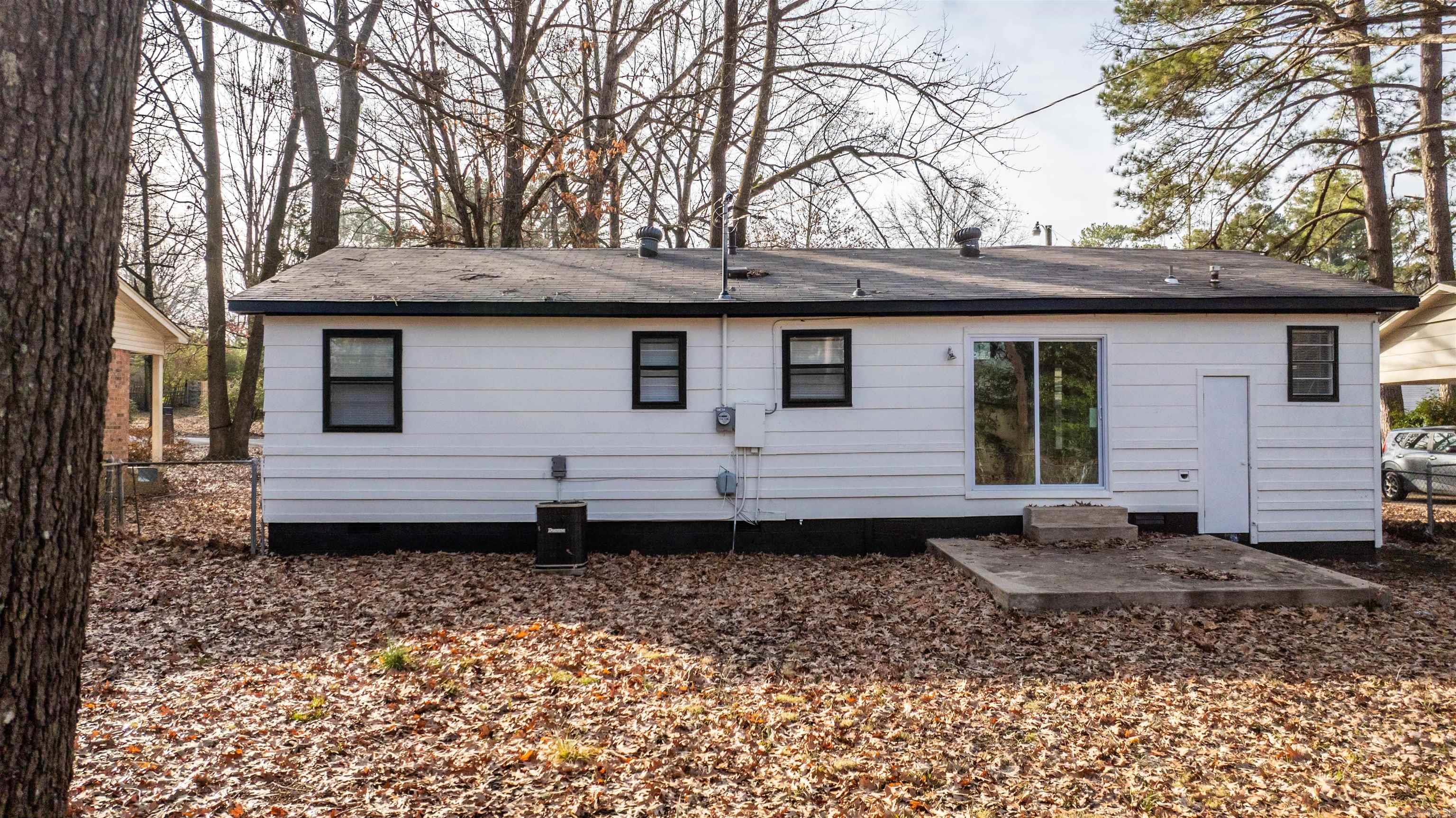 8208  Moonbeam  Little Rock, AR