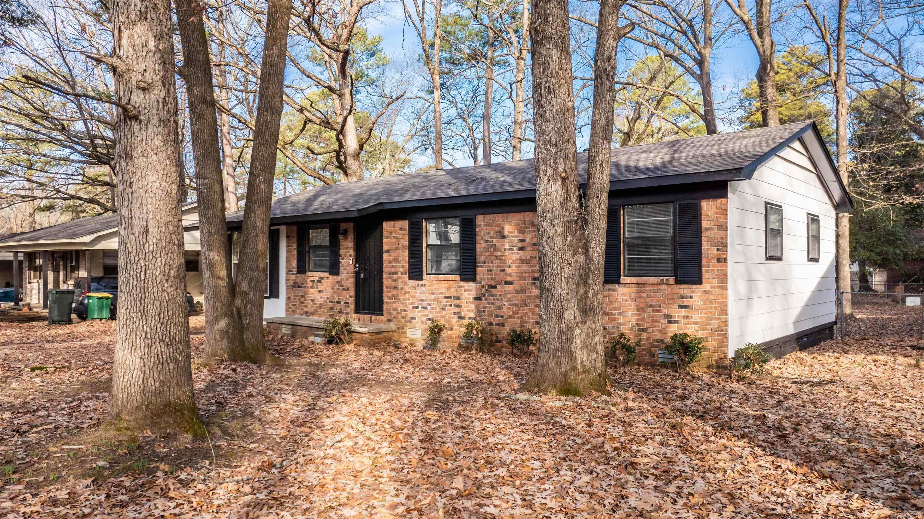 8208  Moonbeam  Little Rock, AR