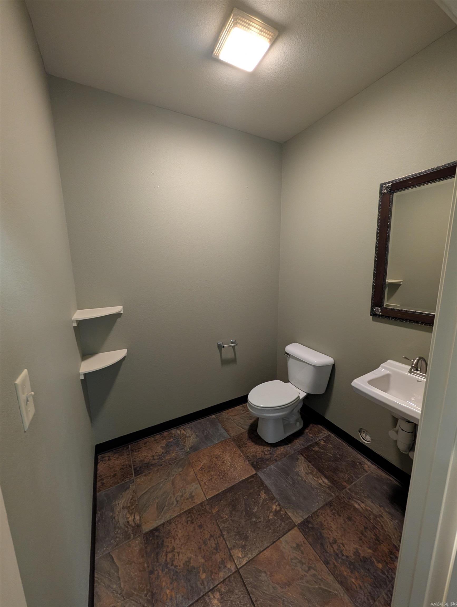 1623 E Beebe Capps  Searcy, AR