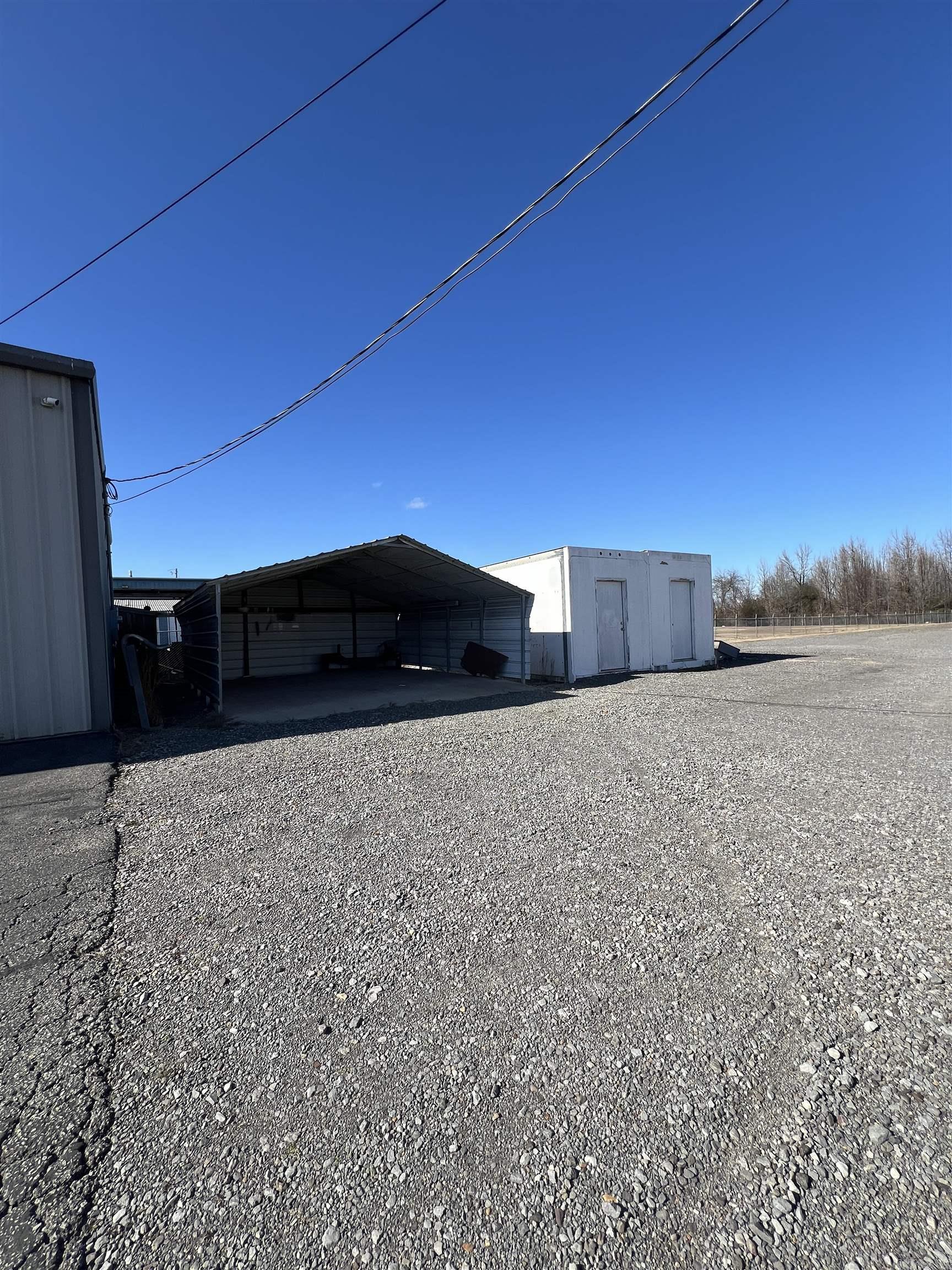 1614 E Booth  Searcy, AR