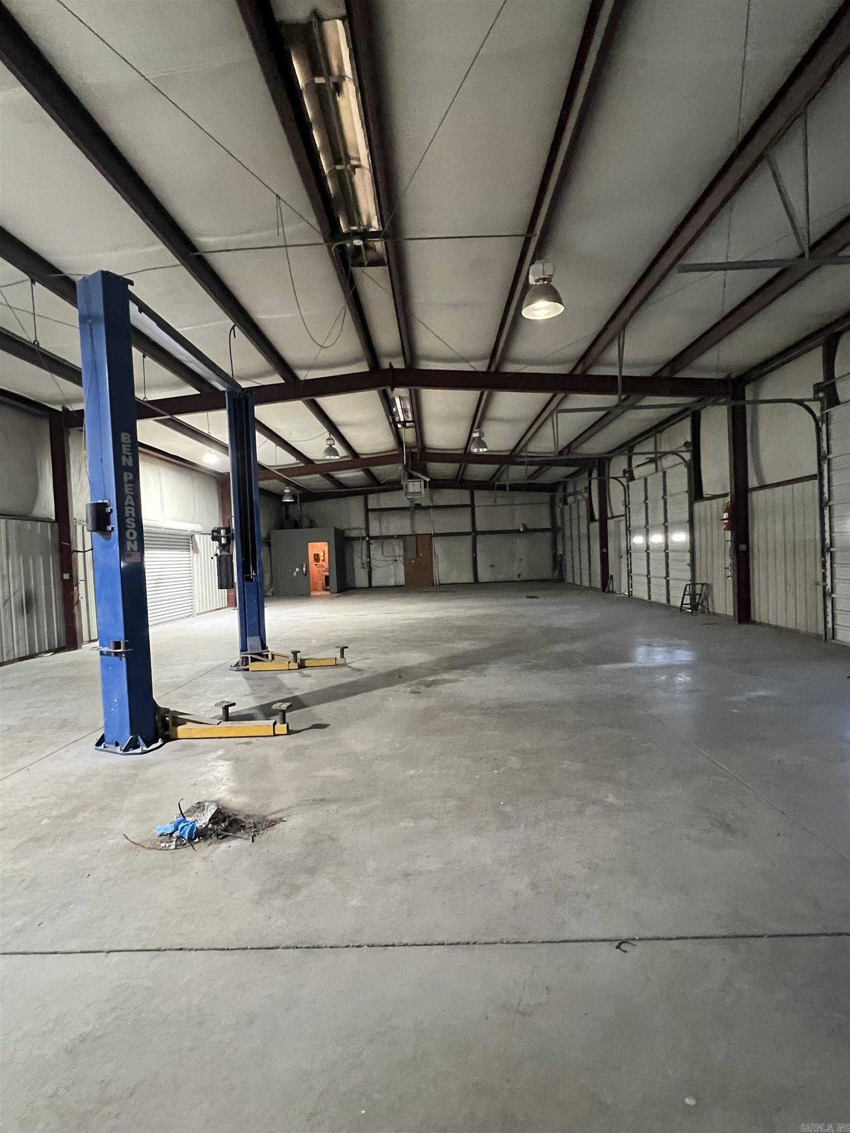 1614 E Booth  Searcy, AR