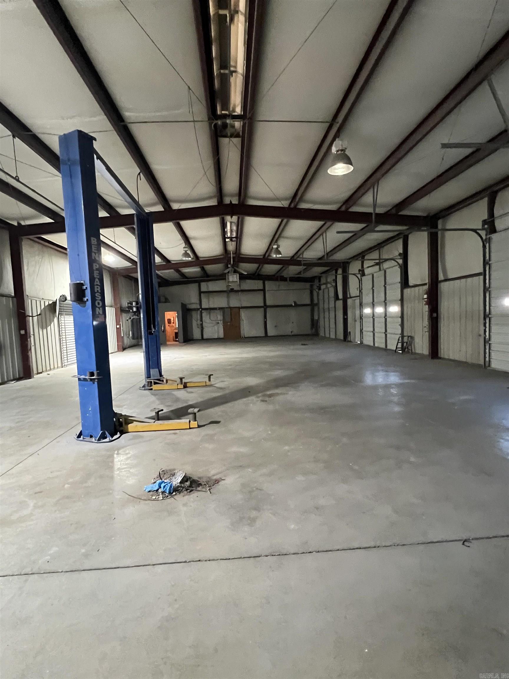 1614 E Booth  Searcy, AR