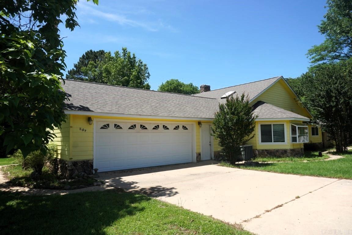 207  Hosey  Mineral Sprs., AR