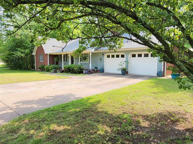 37  Fontaine  Clarksville, AR