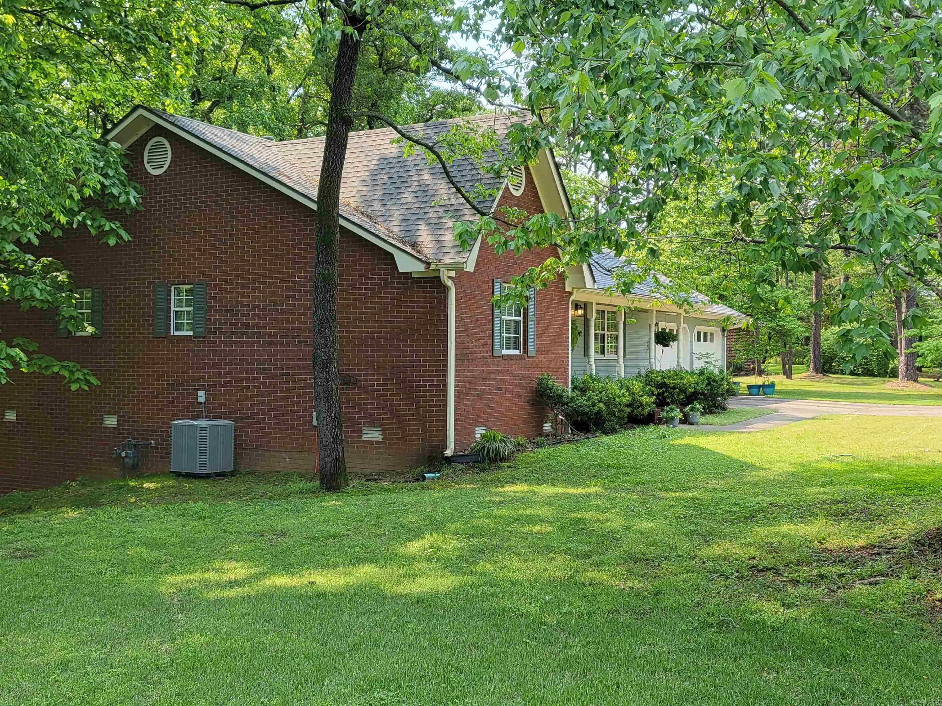 37 Fontaine Street Clarksville, AR 72830