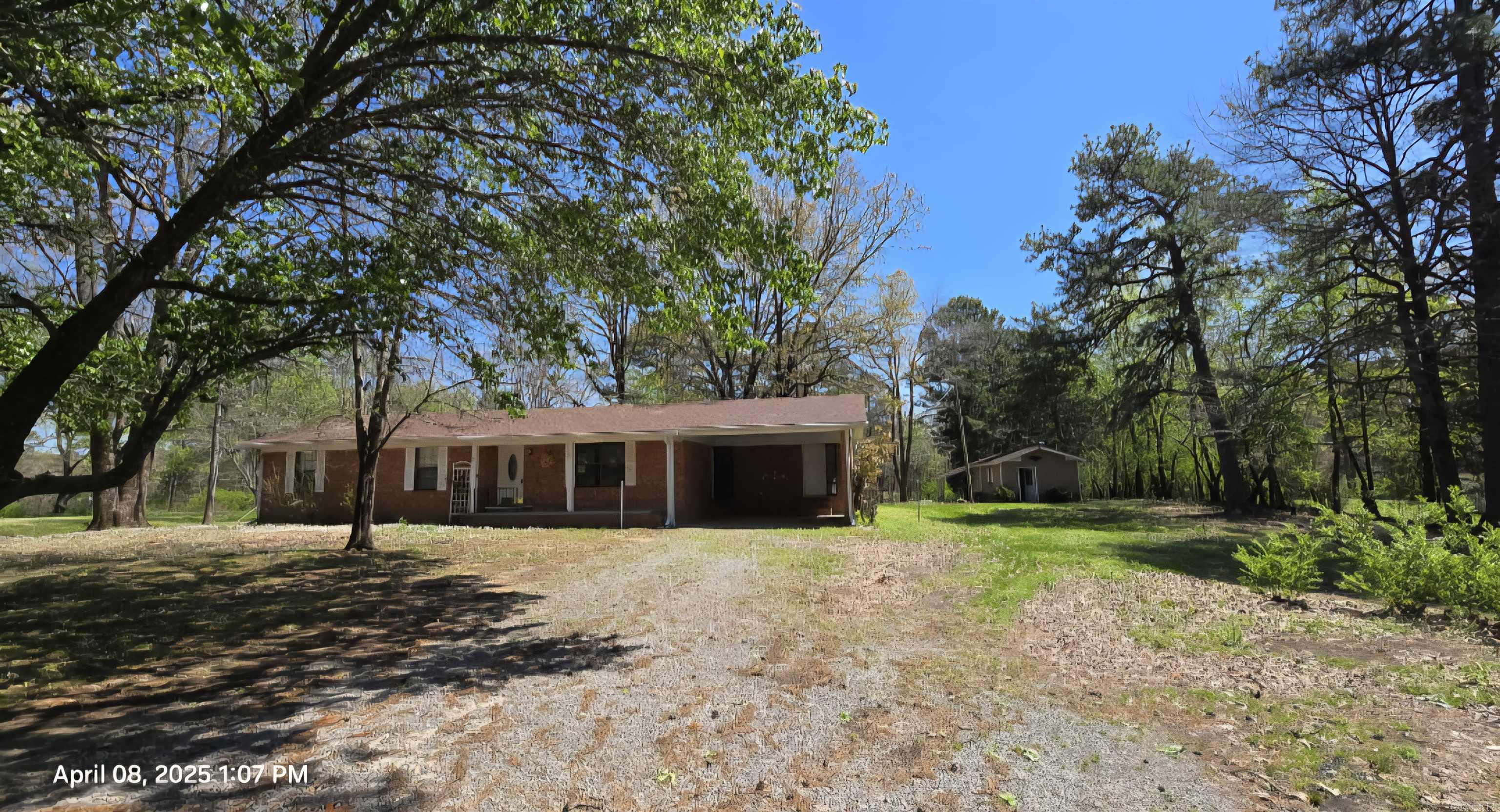 504 Happy Hollow Rd  Bee Branch, AR