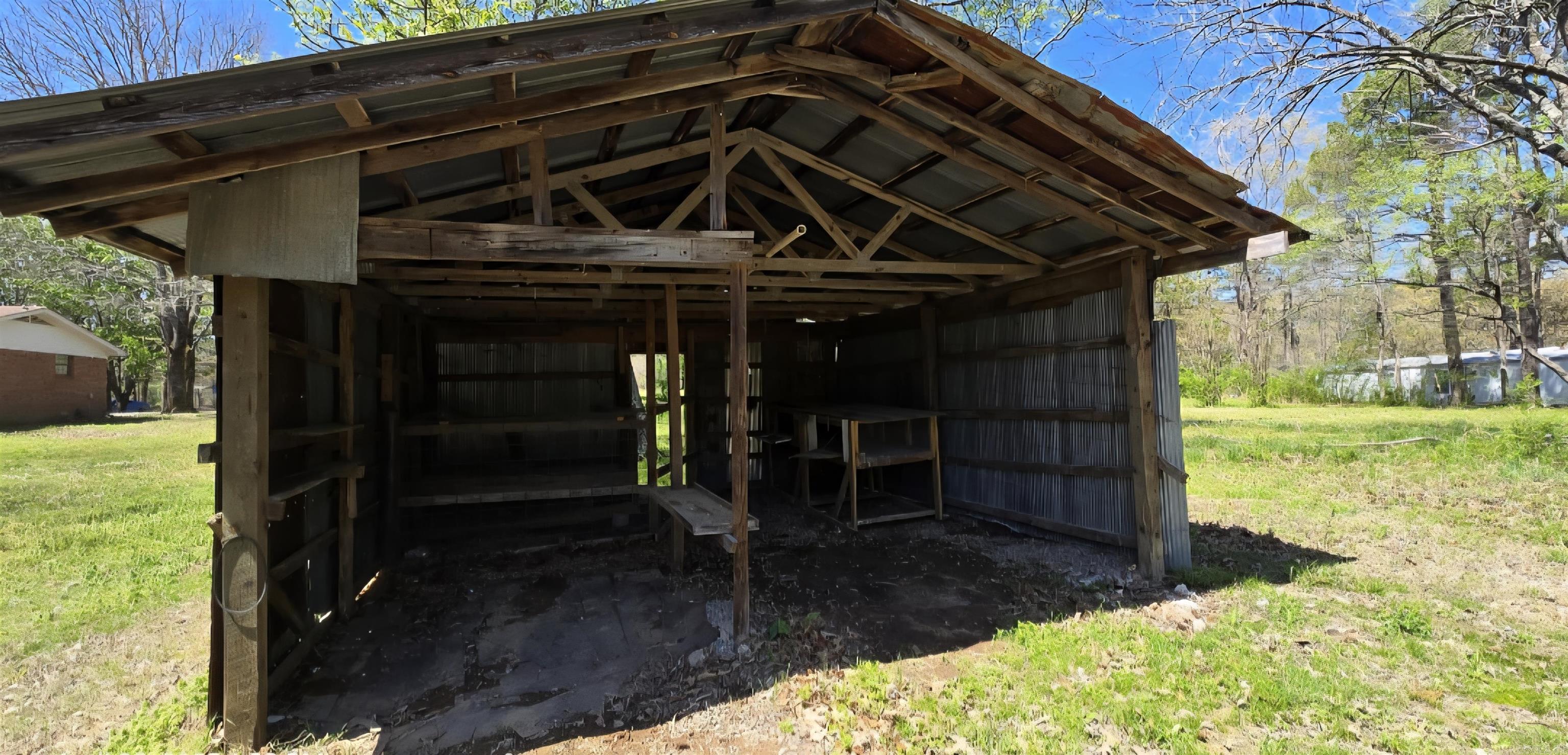 504 Happy Hollow Rd  Bee Branch, AR
