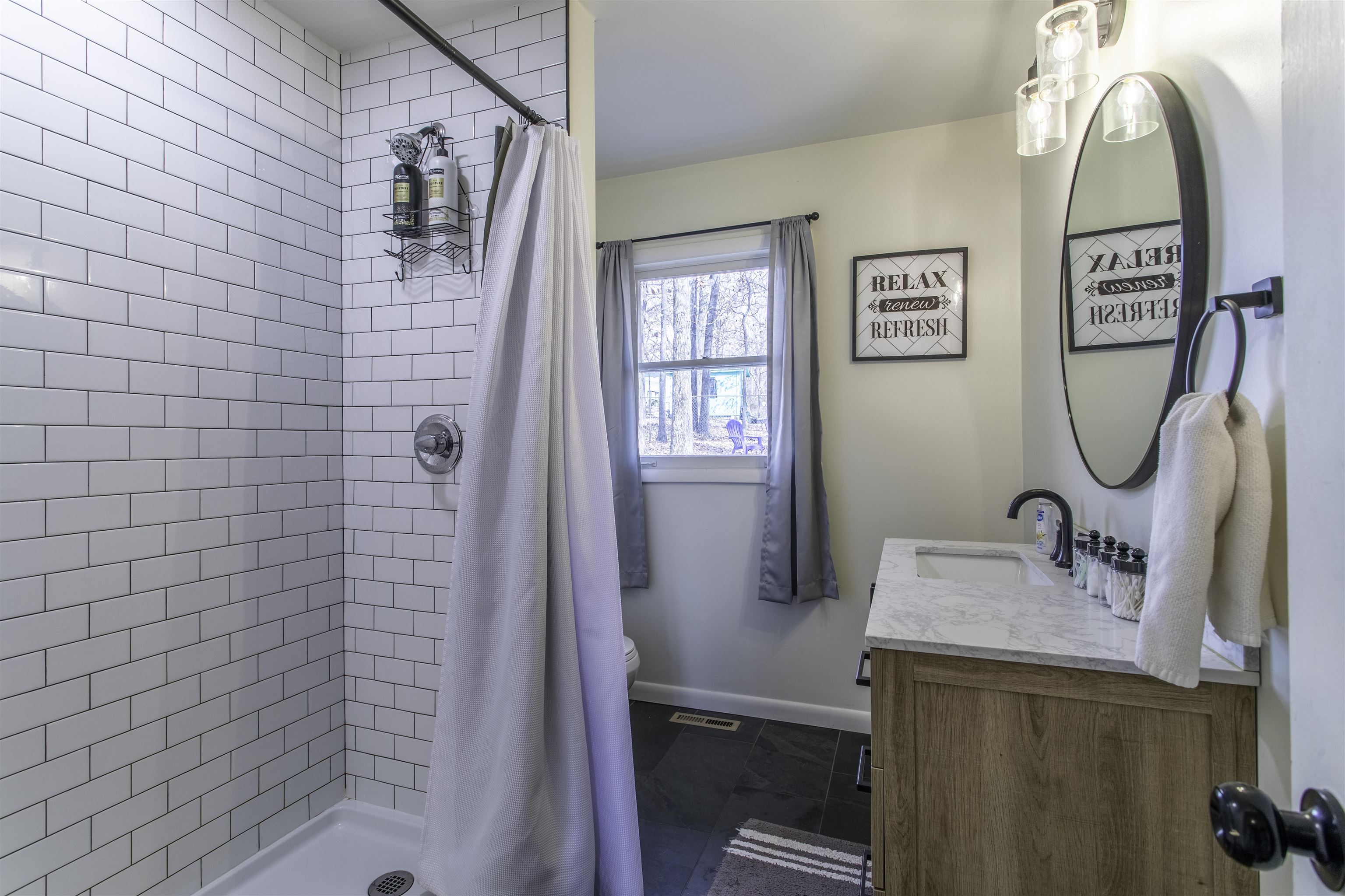 231 E Lakeshore  Cherokee Village, AR