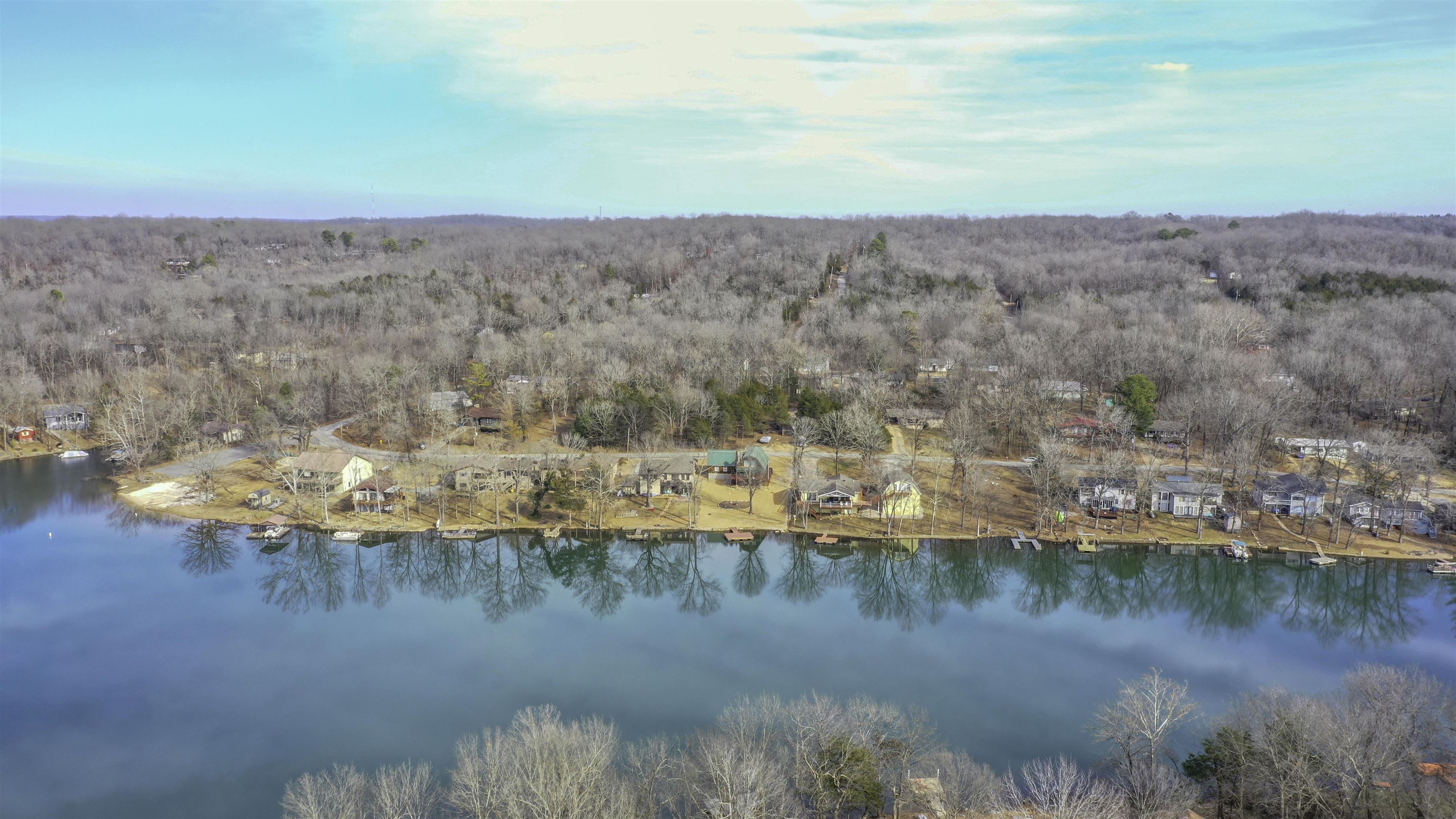 231 E Lakeshore  Cherokee Village, AR