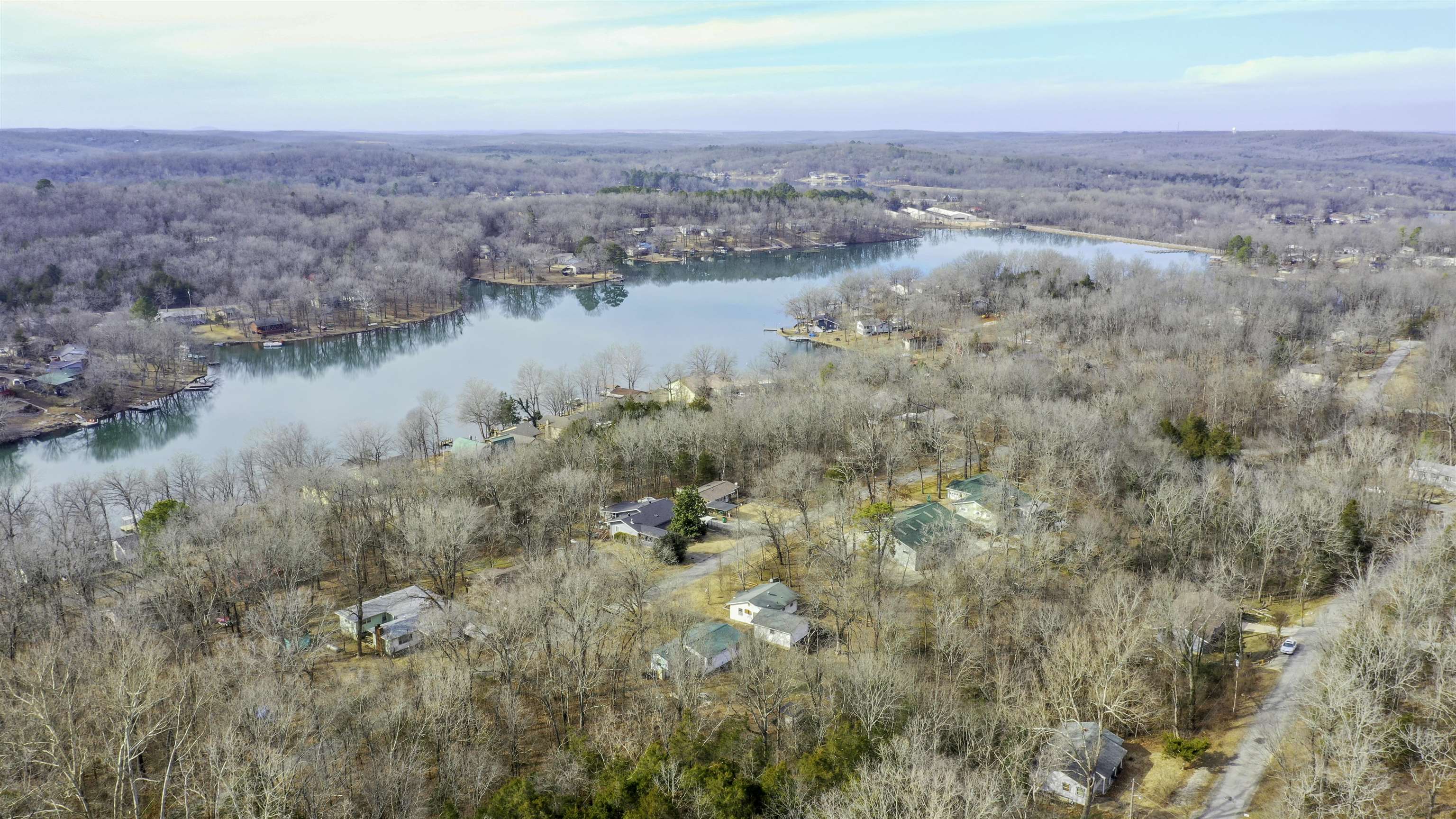 231 E Lakeshore  Cherokee Village, AR