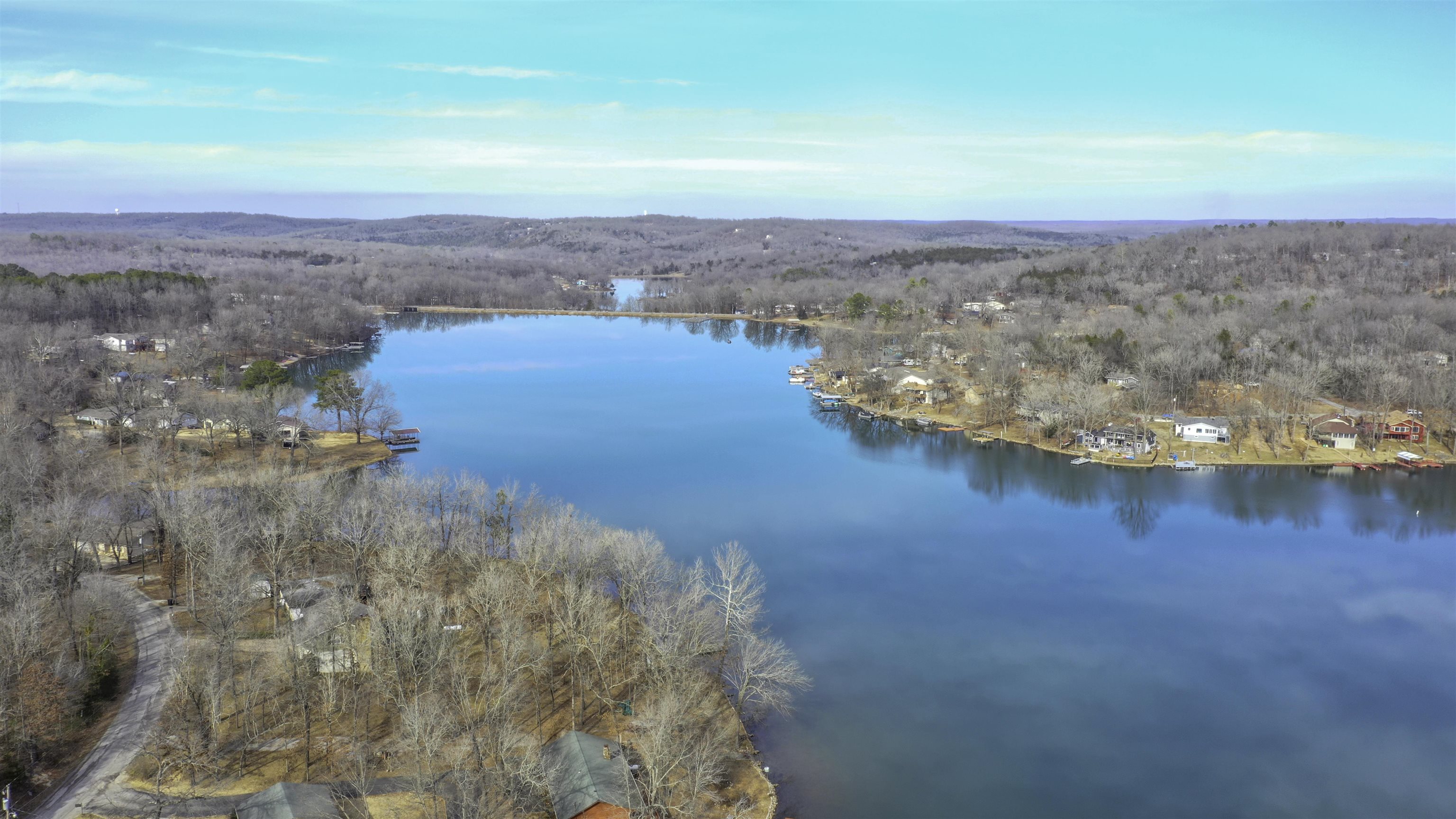 231 E Lakeshore  Cherokee Village, AR