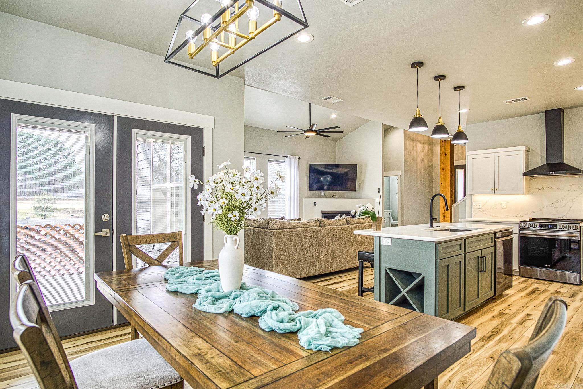 123  Trevino  Hot Springs, AR