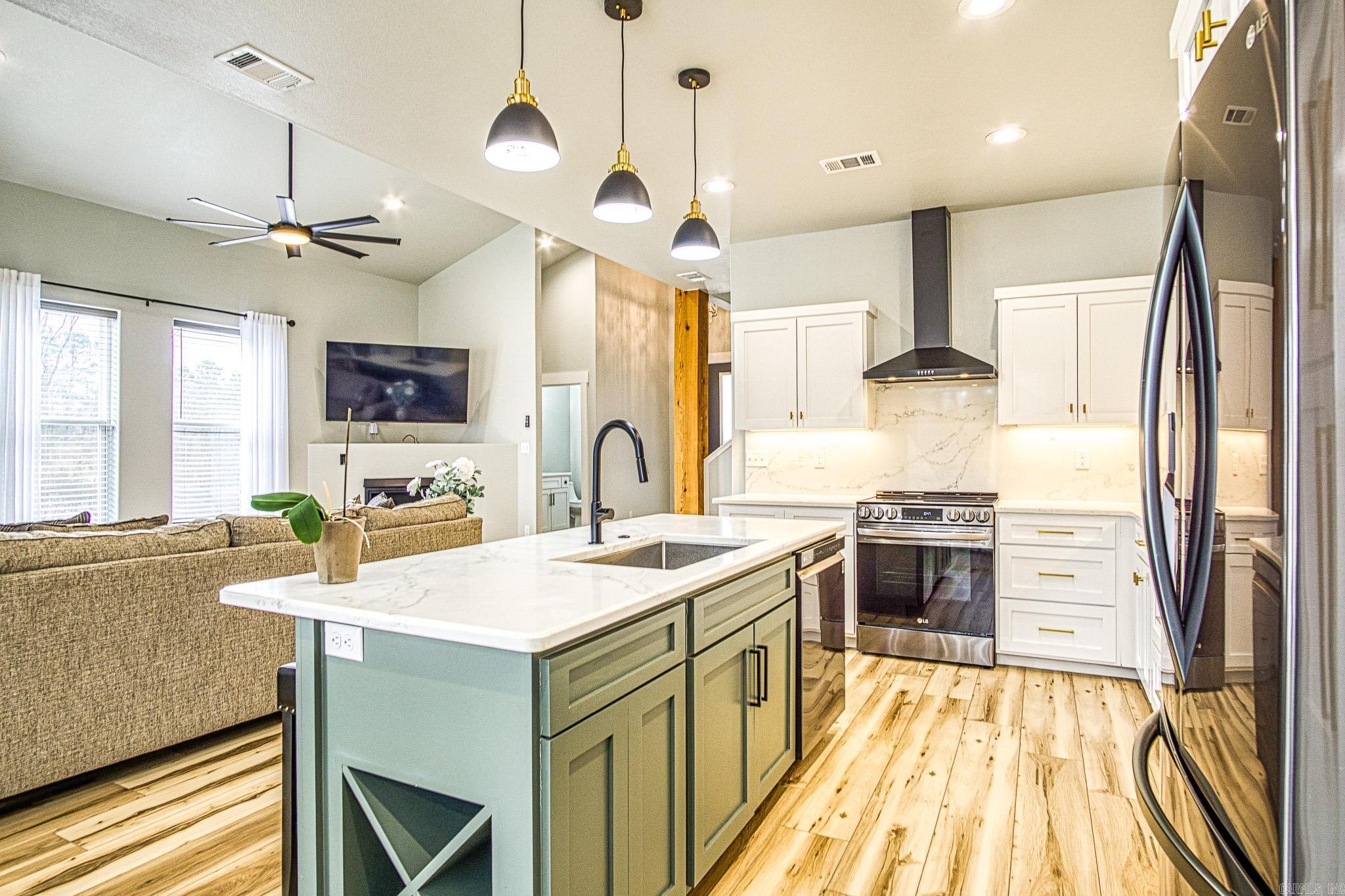 123  Trevino  Hot Springs, AR