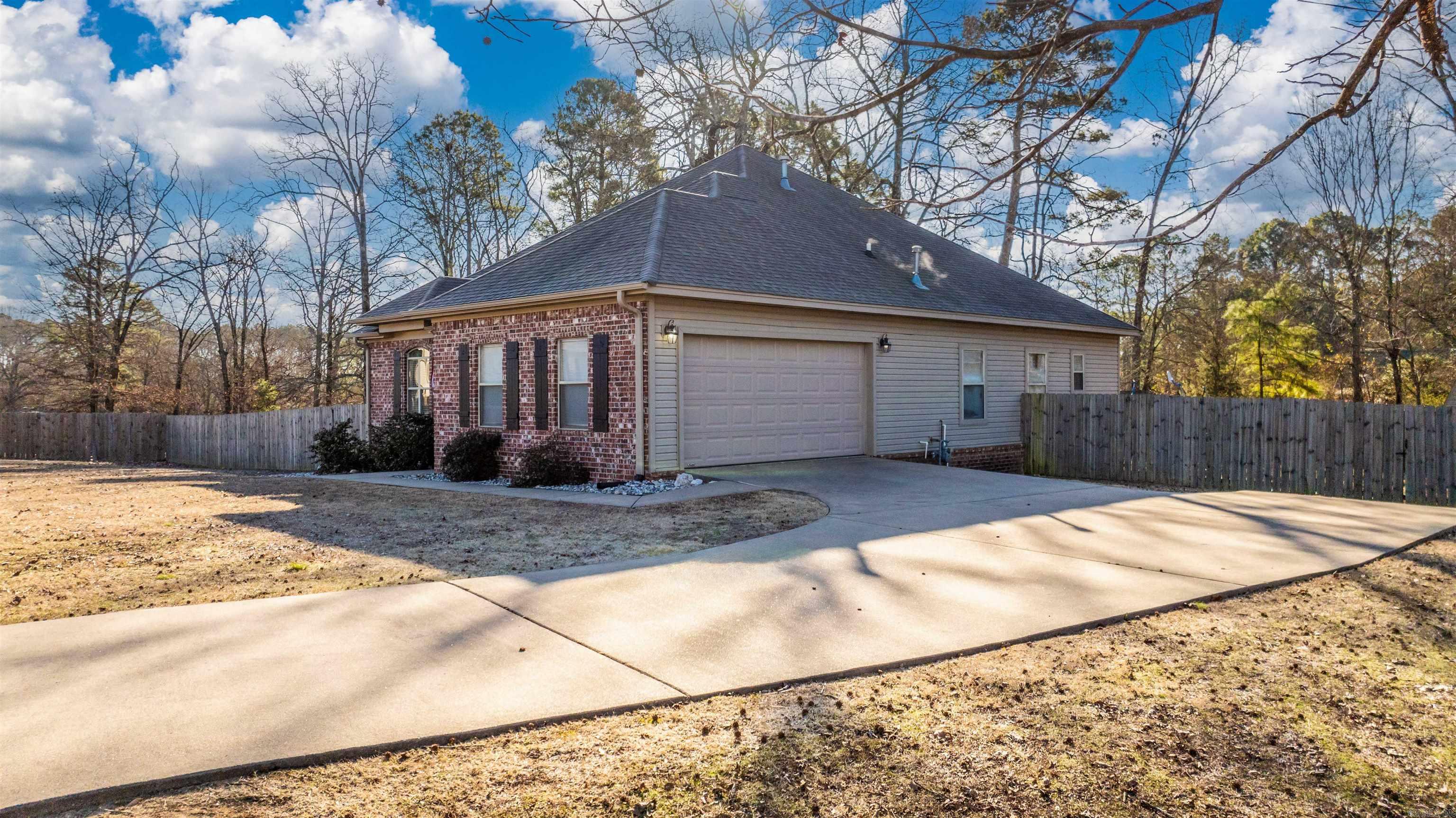 8705  Wingate  Benton, AR