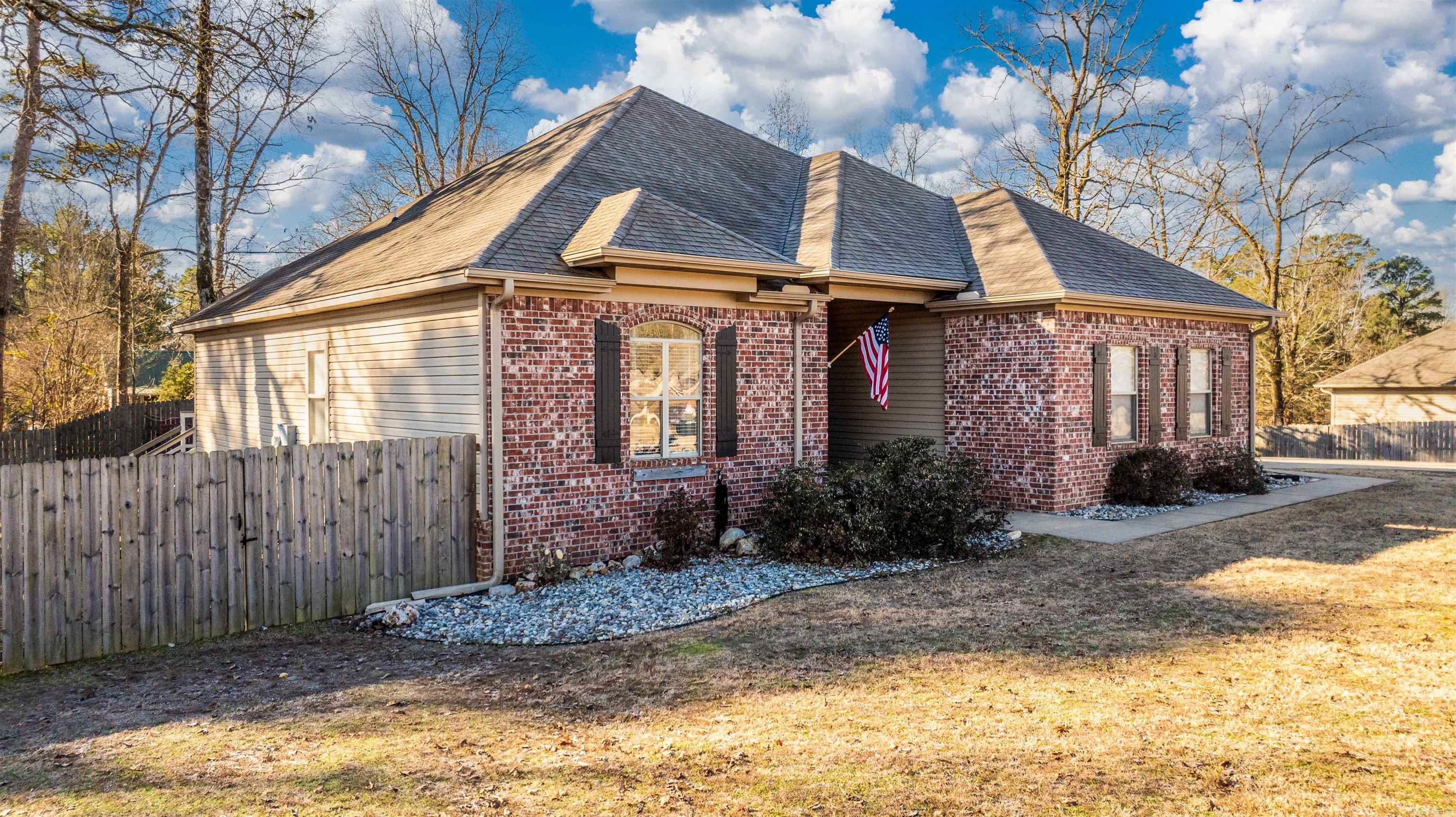 8705  Wingate  Benton, AR