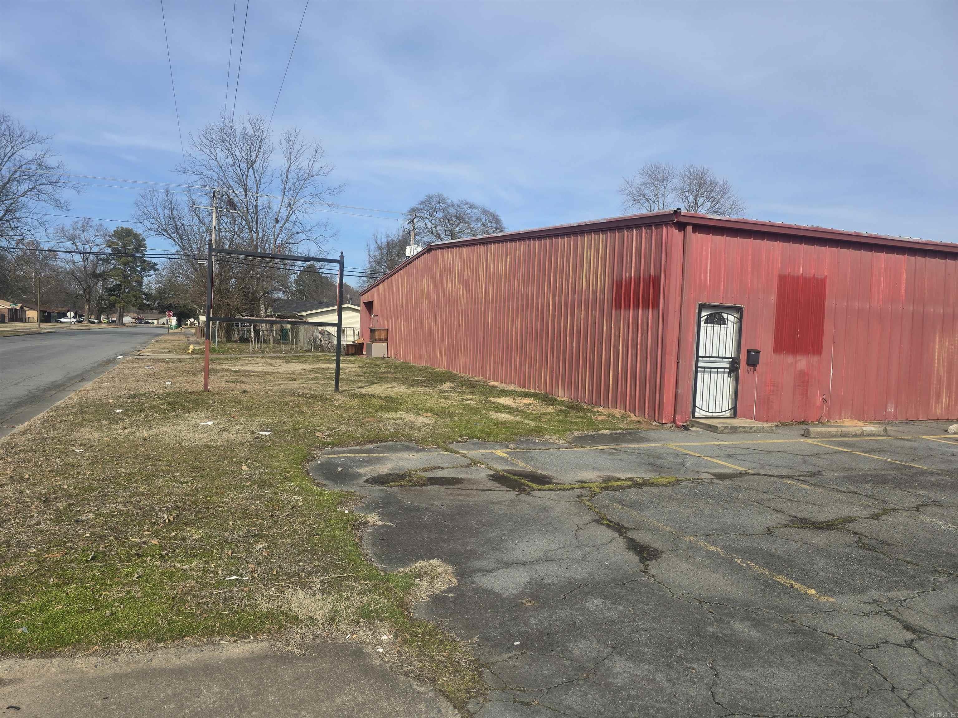 1601  Belmont Dr  Pine Bluff, AR