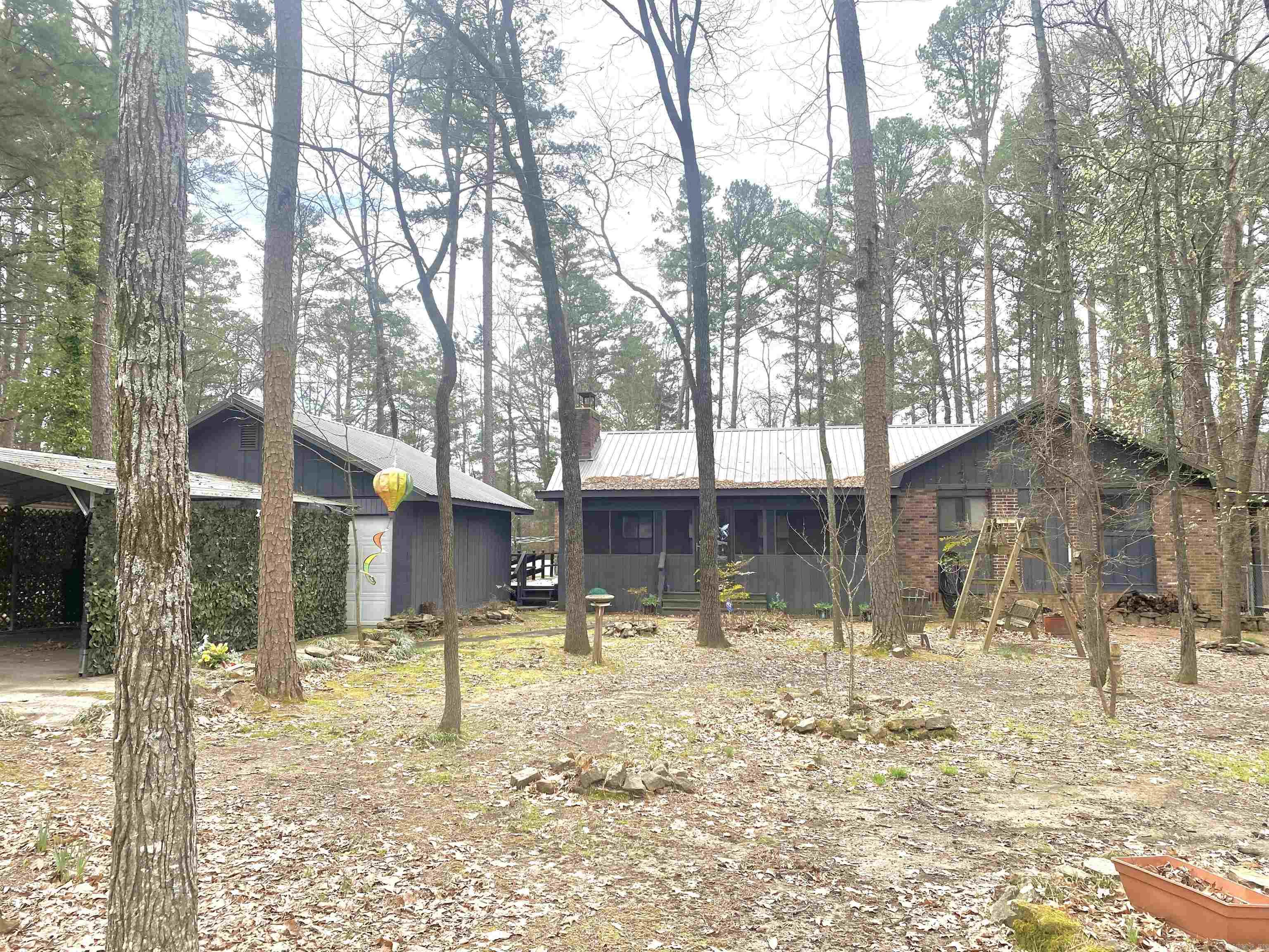 340 Green Forest Lane Tumbling Shoals, AR 72581