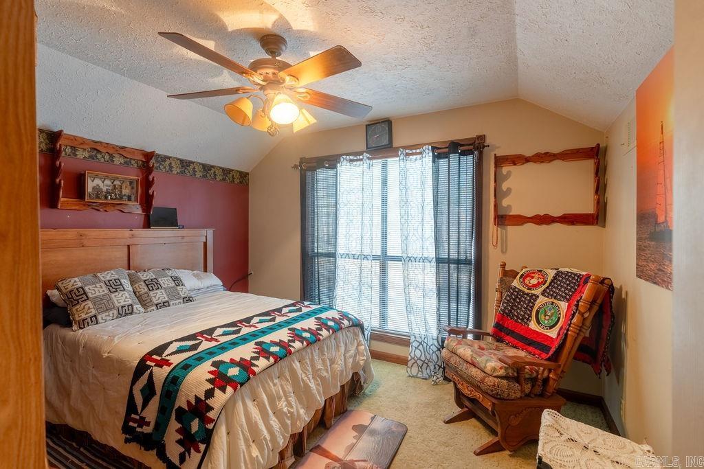 340 Green Forest Lane Tumbling Shoals, AR 72581