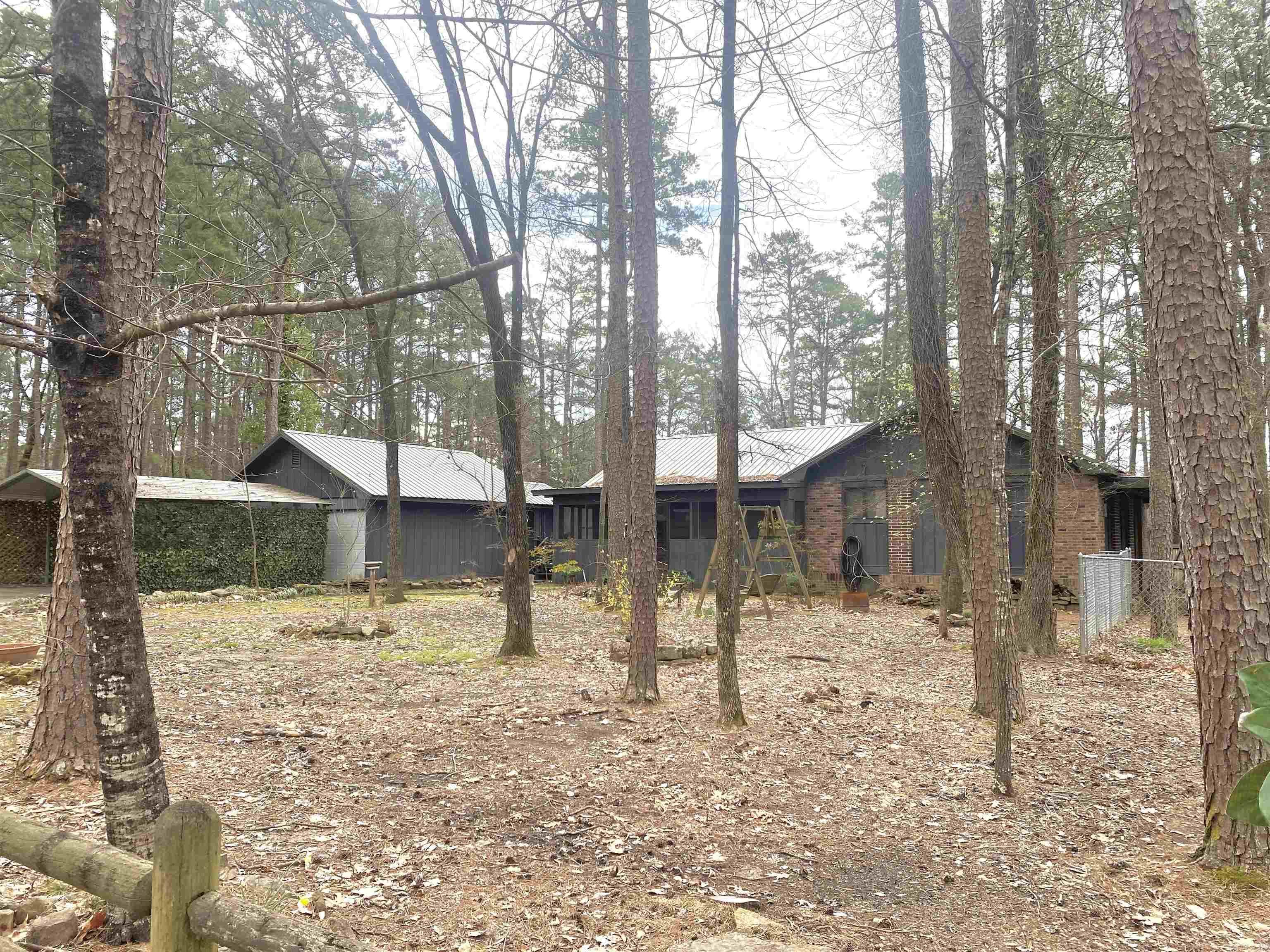 340 Green Forest Lane Tumbling Shoals, AR 72581