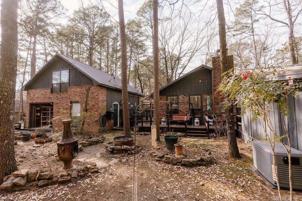 340 Green Forest Lane Tumbling Shoals, AR 72581
