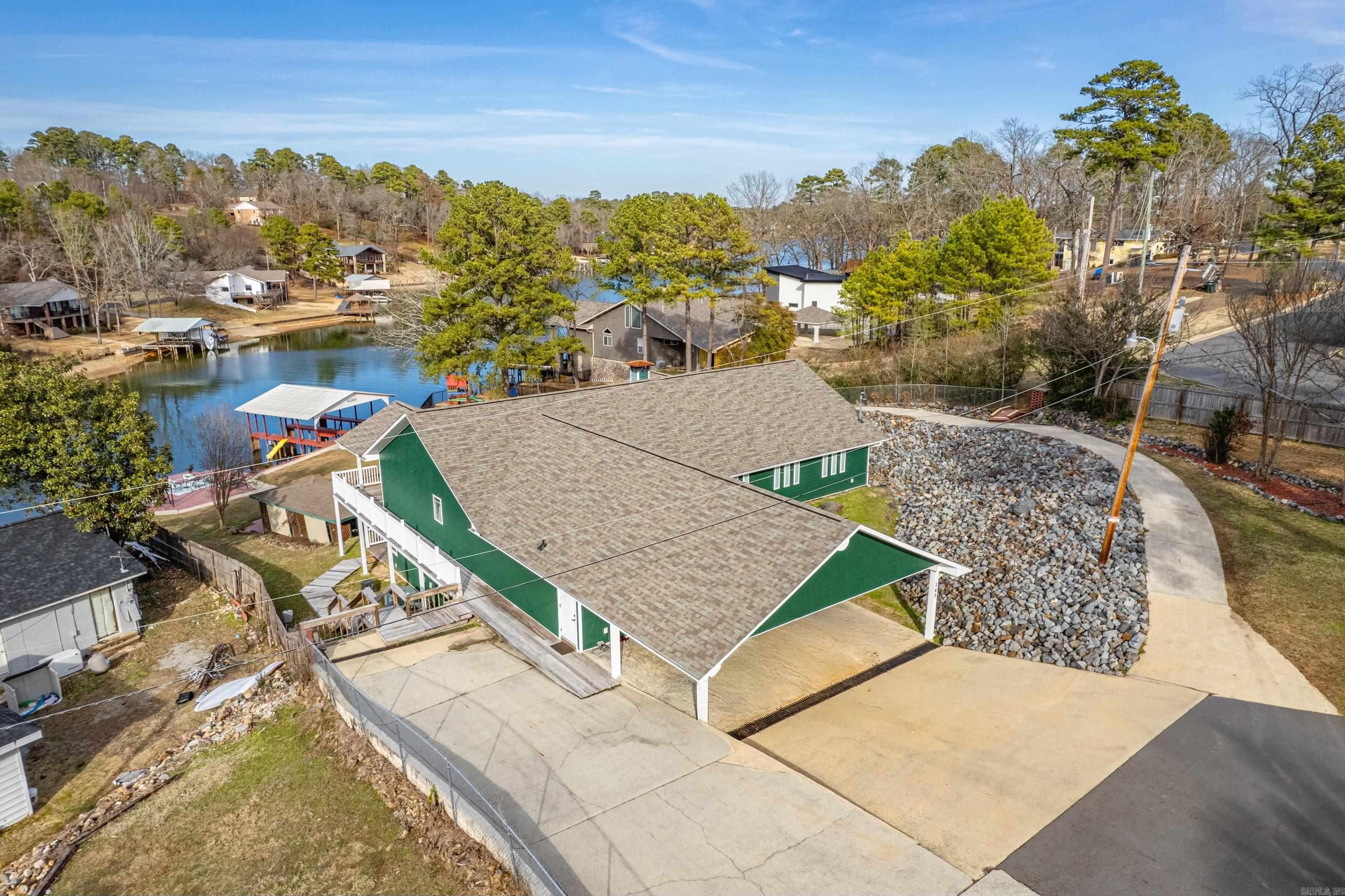 140 Tanglewood Place