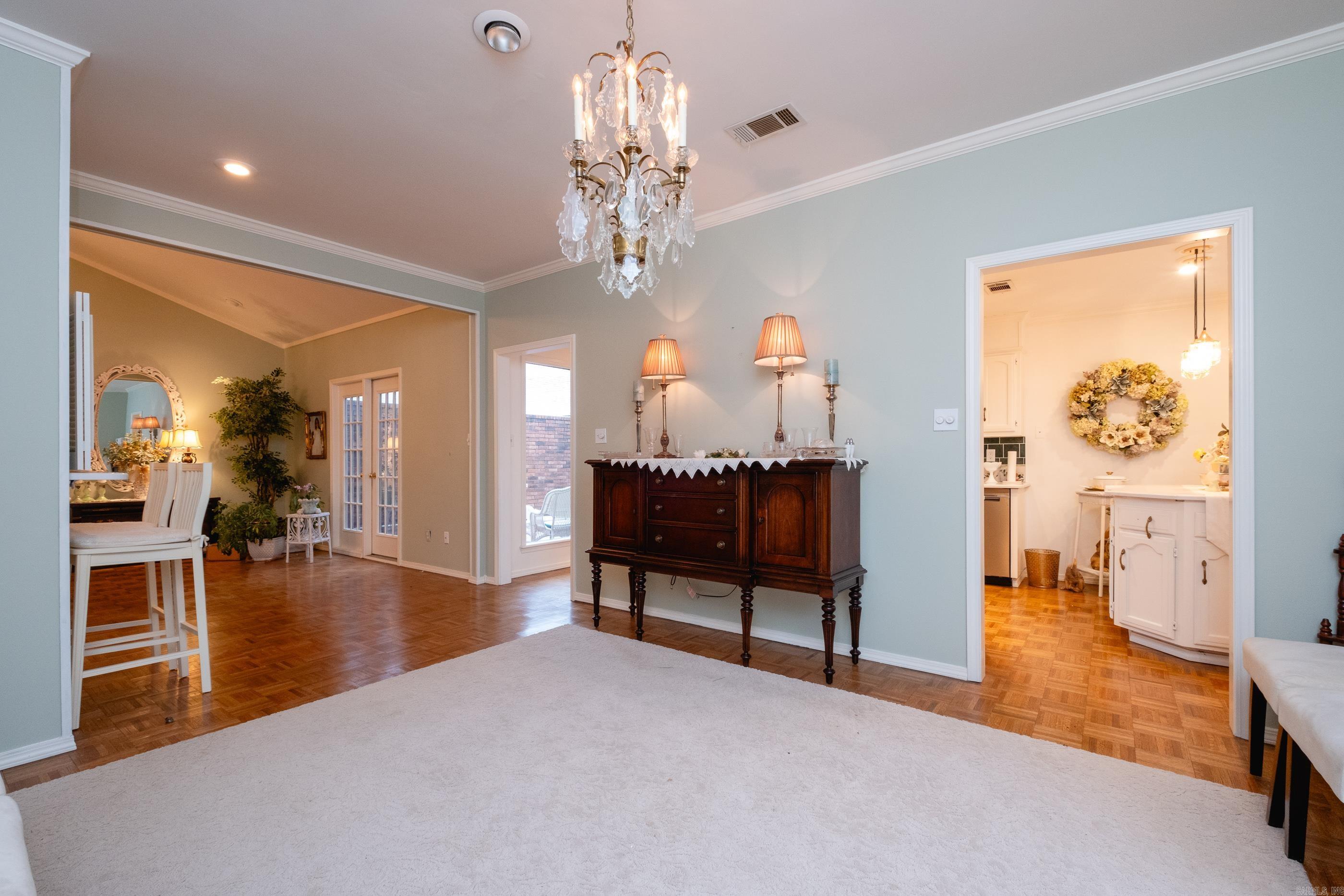 2112  Hinson  Little Rock, AR