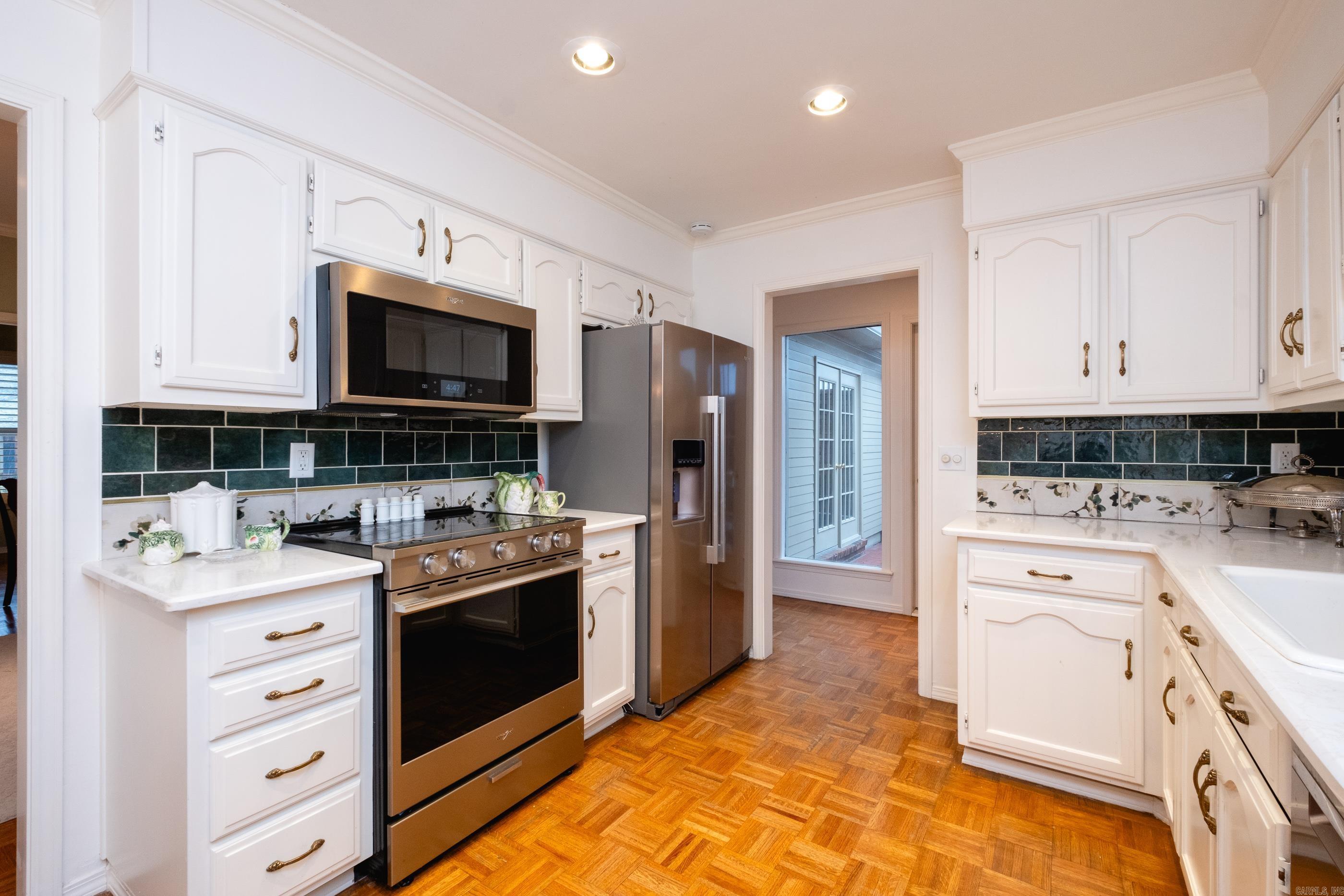 2112  Hinson  Little Rock, AR