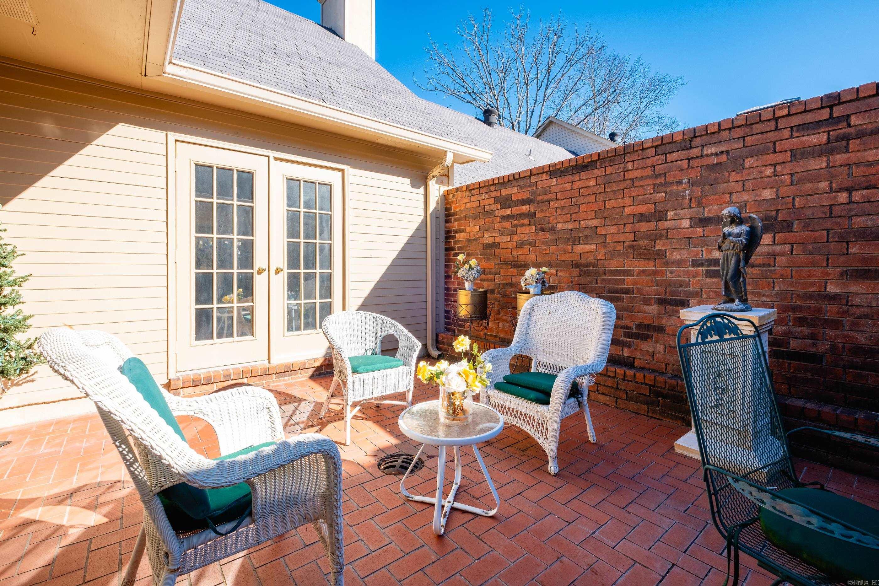 2112  Hinson  Little Rock, AR