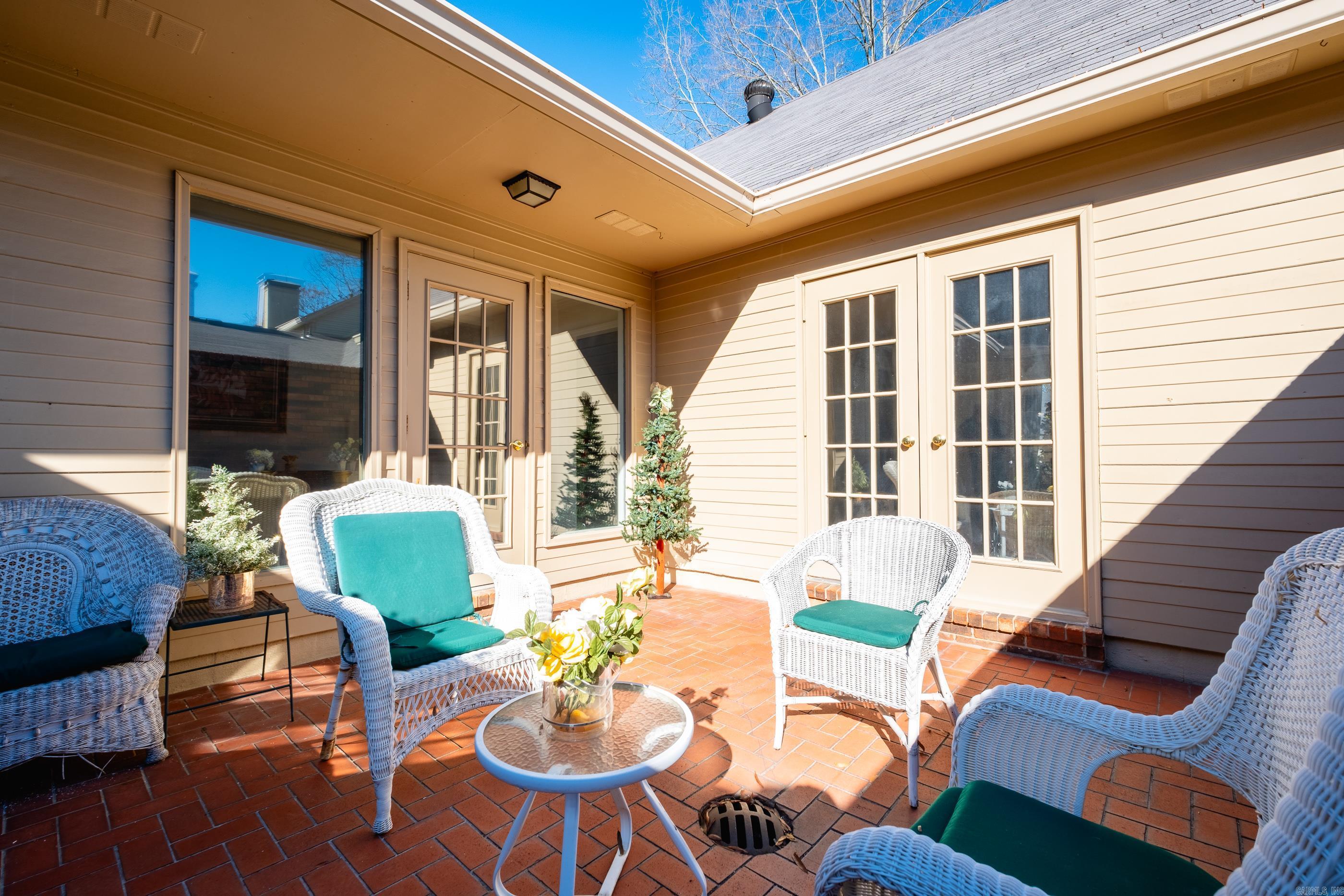 2112  Hinson  Little Rock, AR