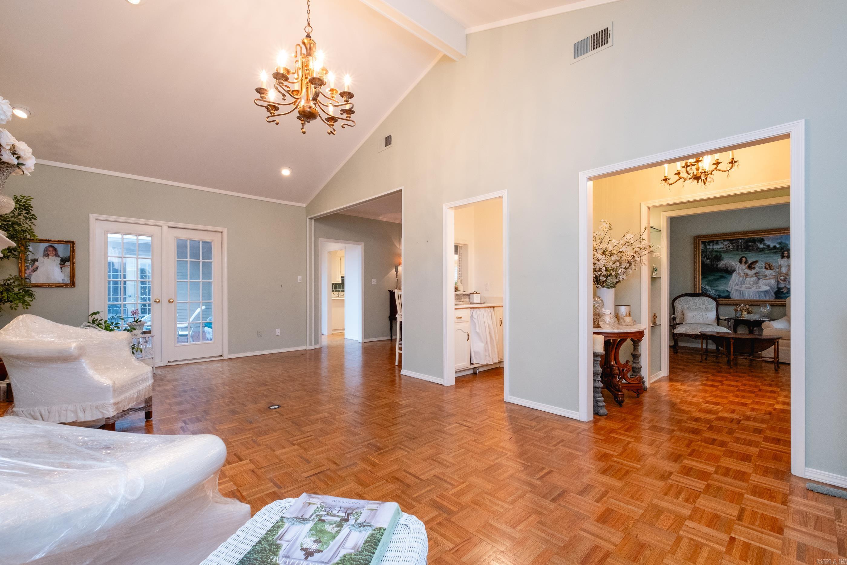 2112  Hinson  Little Rock, AR
