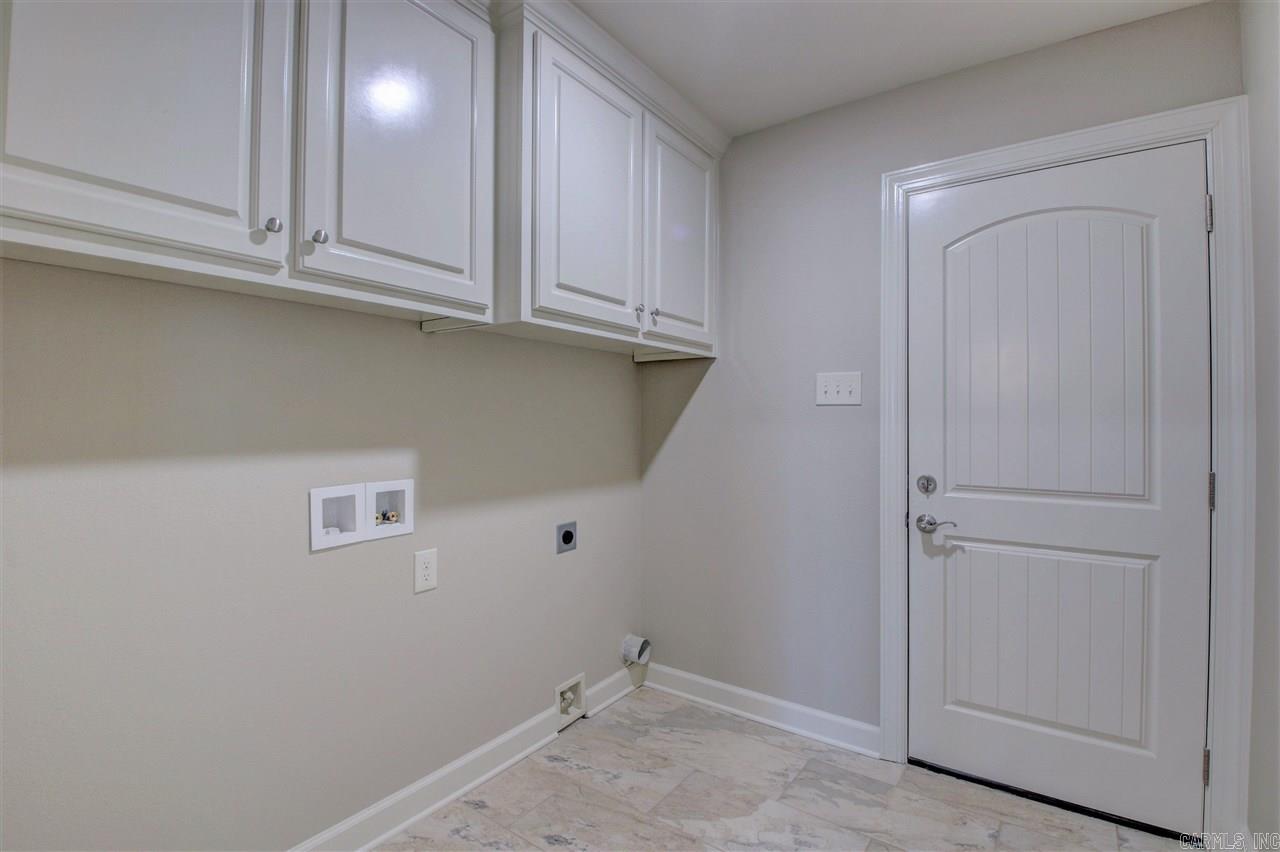 119  Crestview Drive  Maumelle, AR