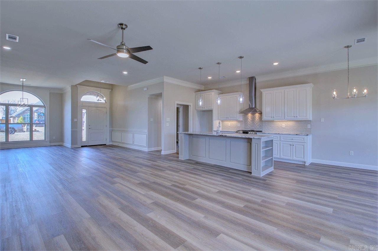 119  Crestview Drive  Maumelle, AR