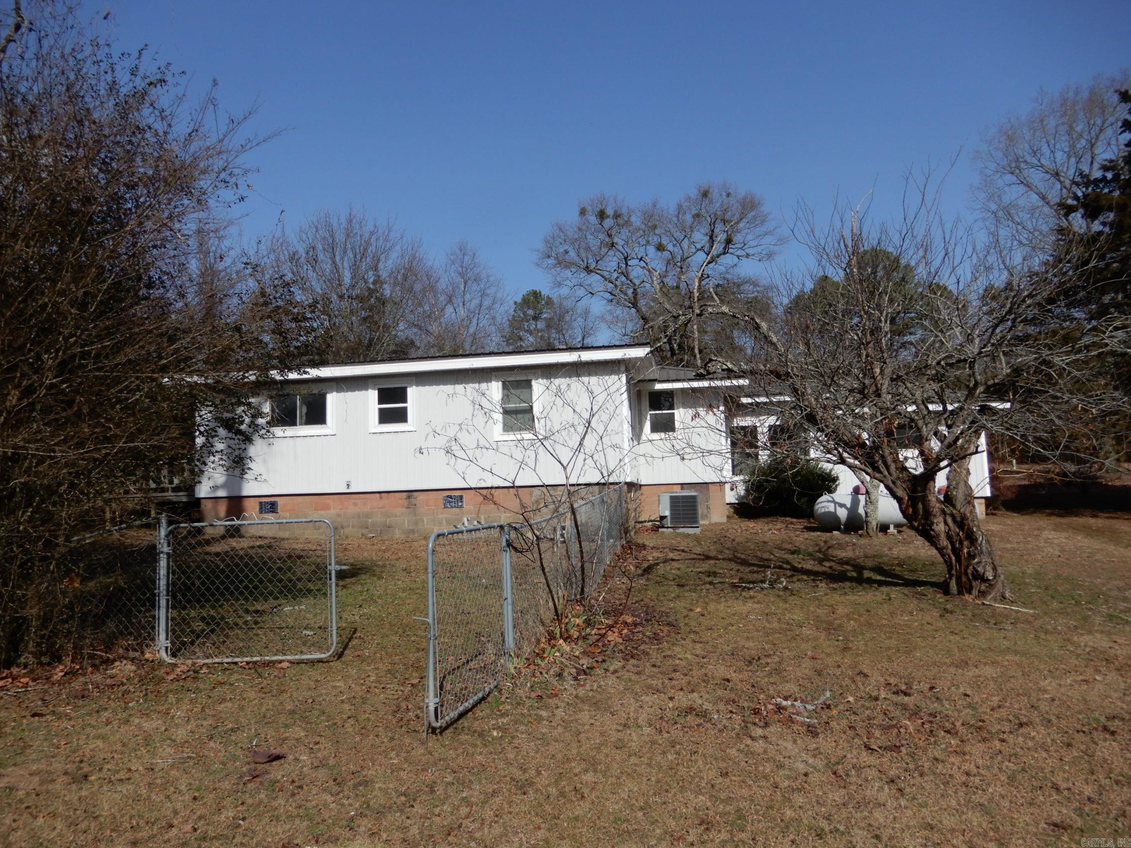 561  County Line  Rose Bud, AR